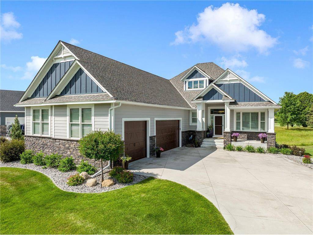 1910 Annika DR N, Lake Elmo, MN 55042