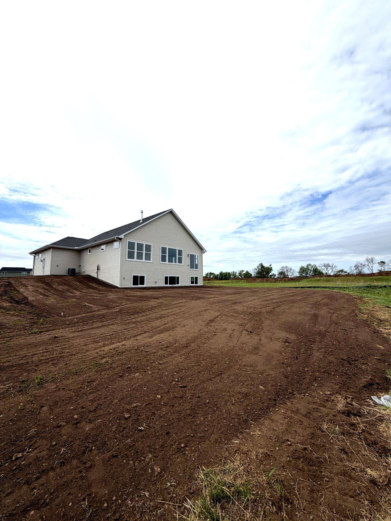 1575 Applegate RD, New Richmond, WI 54017