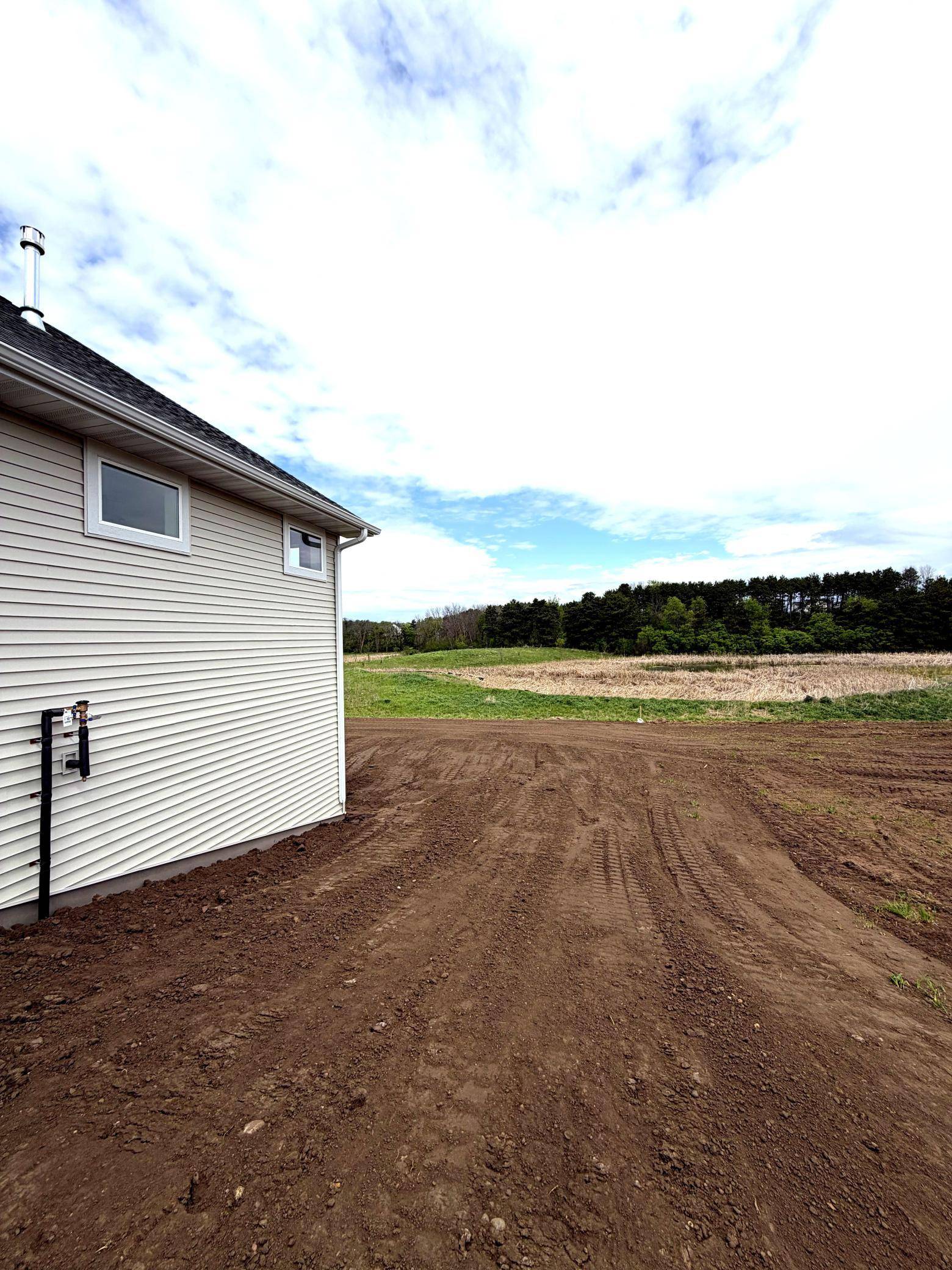 1575 Applegate RD, New Richmond, WI 54017