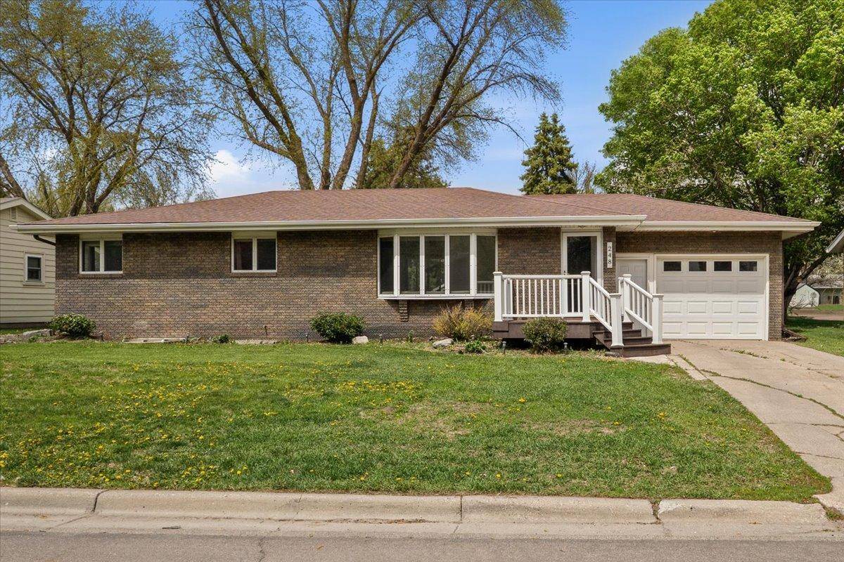 248 Wegener DR, Breckenridge, MN 56520