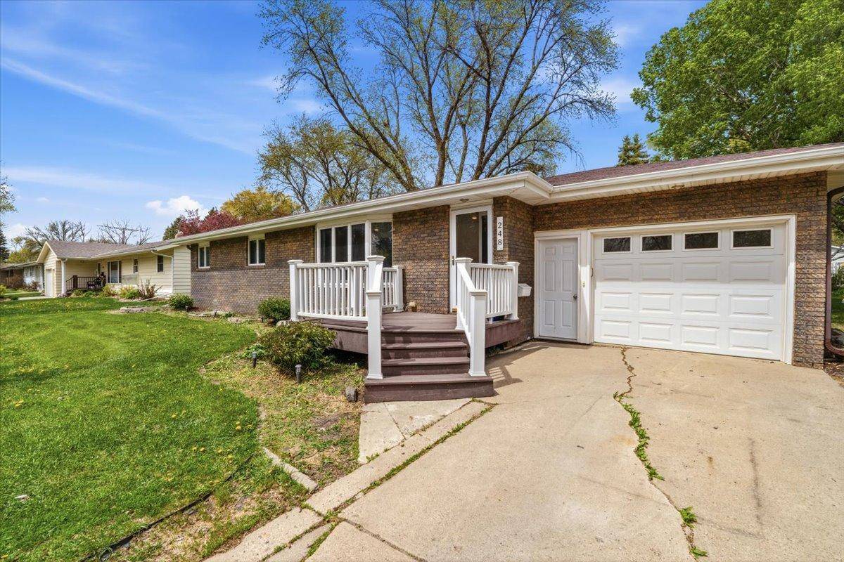 248 Wegener DR, Breckenridge, MN 56520