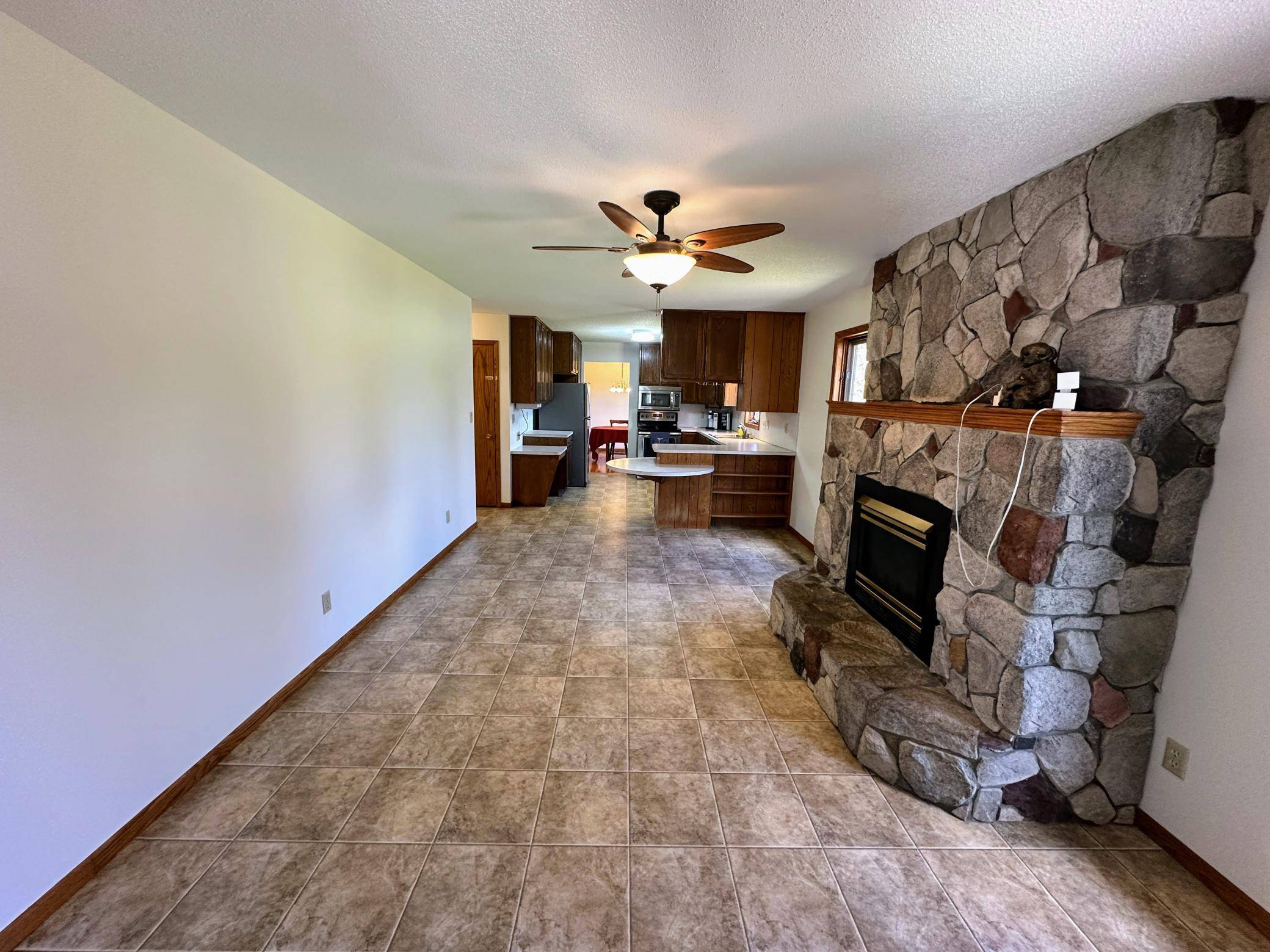 608 Pinetree DR, Perham, MN 56573