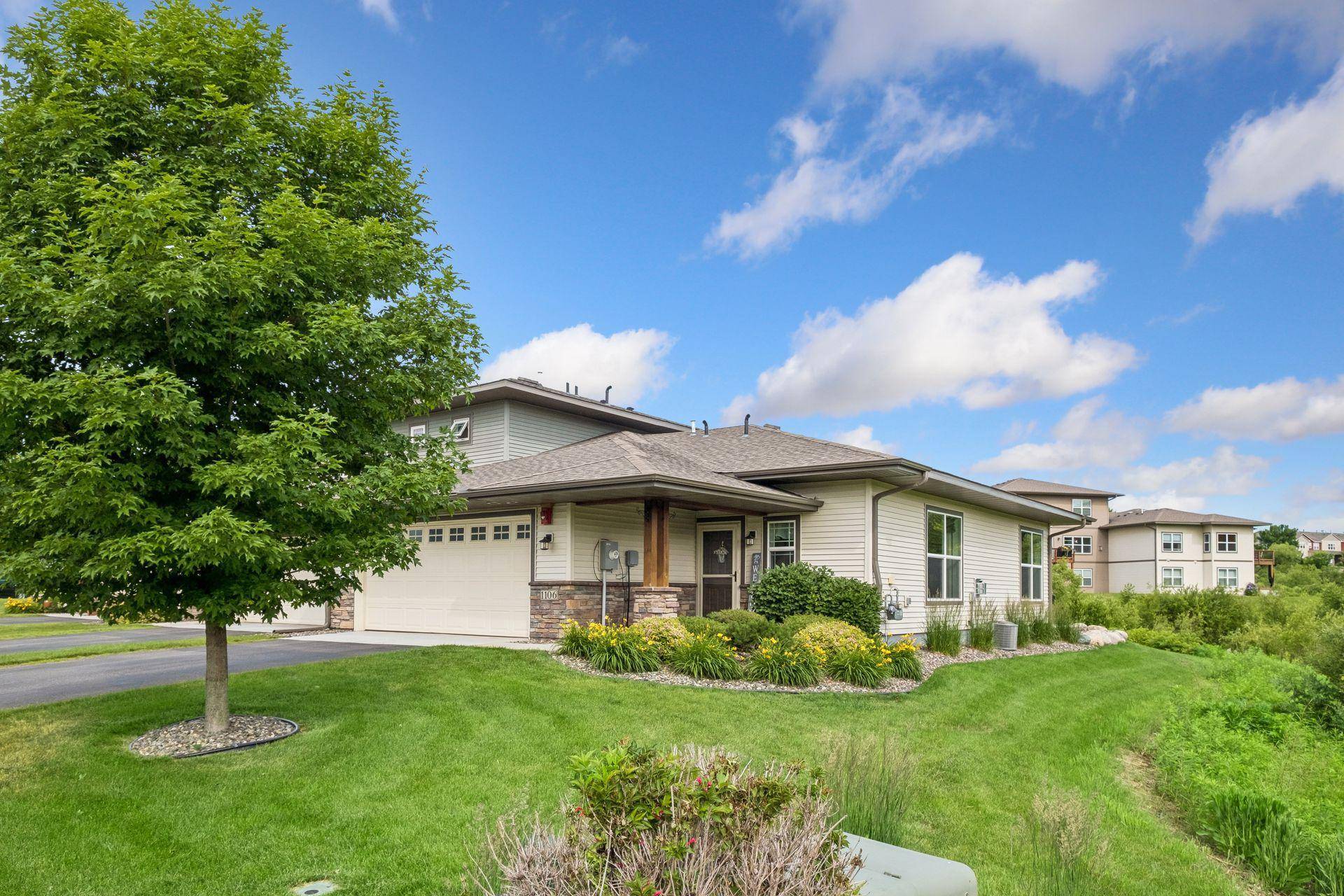 1106 Lorraine CT, Carver, MN 55315