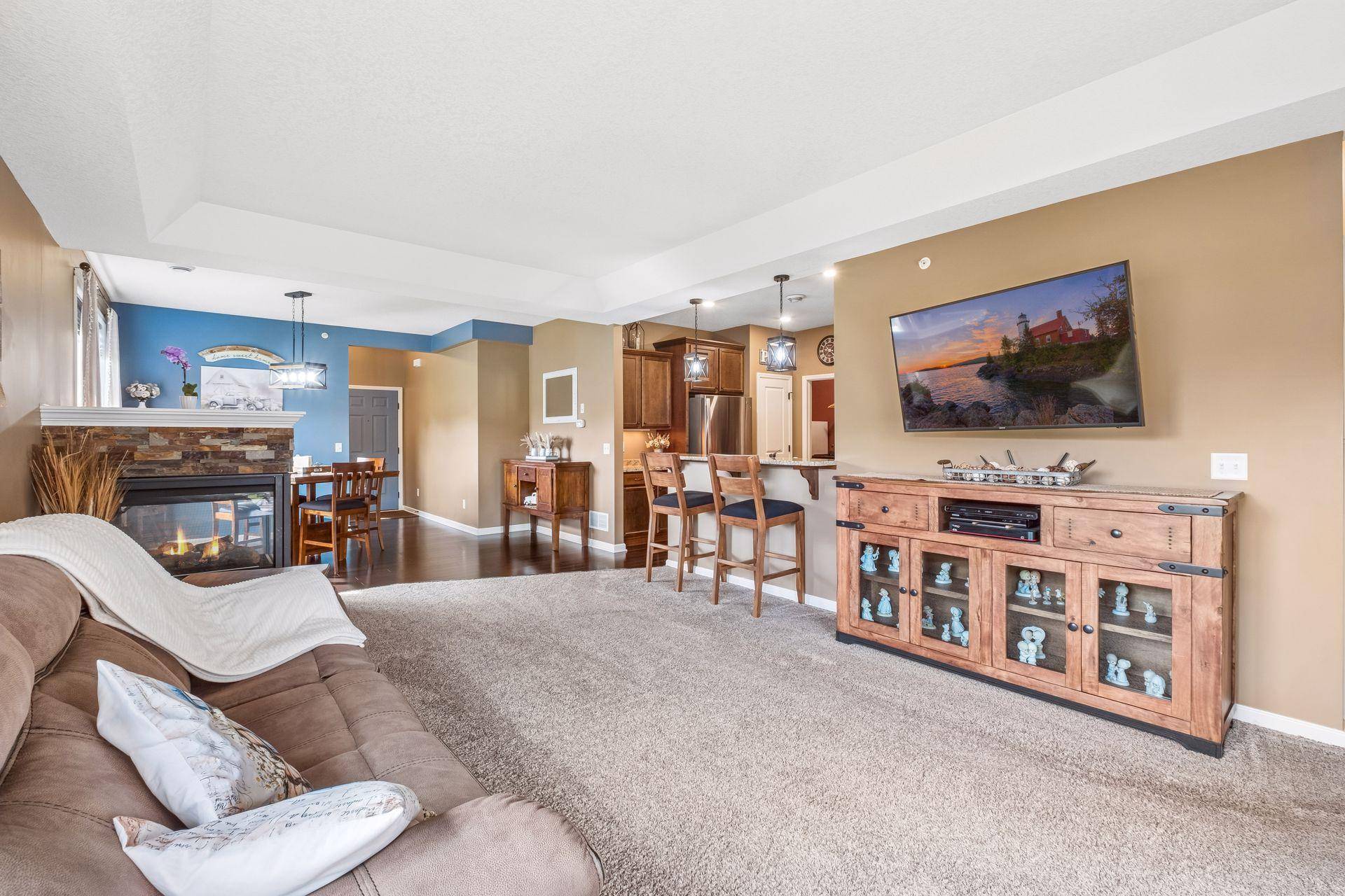 1106 Lorraine CT, Carver, MN 55315