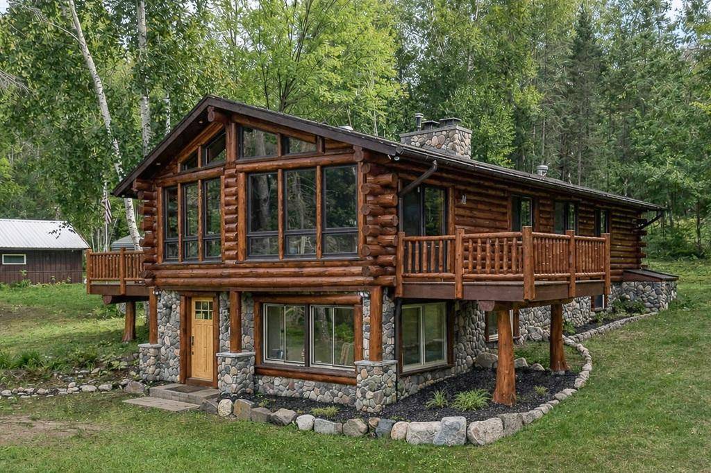 280 S Lake Lawrence RD NE, Outing, MN 56662
