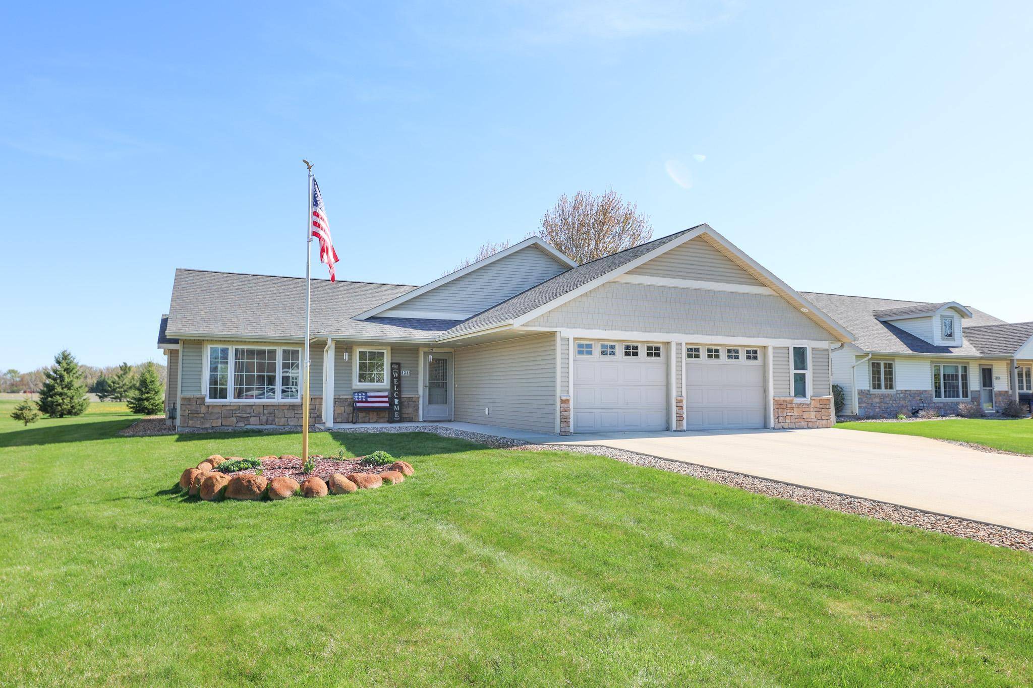 635 Dewberry LN, Alexandria, MN 56308