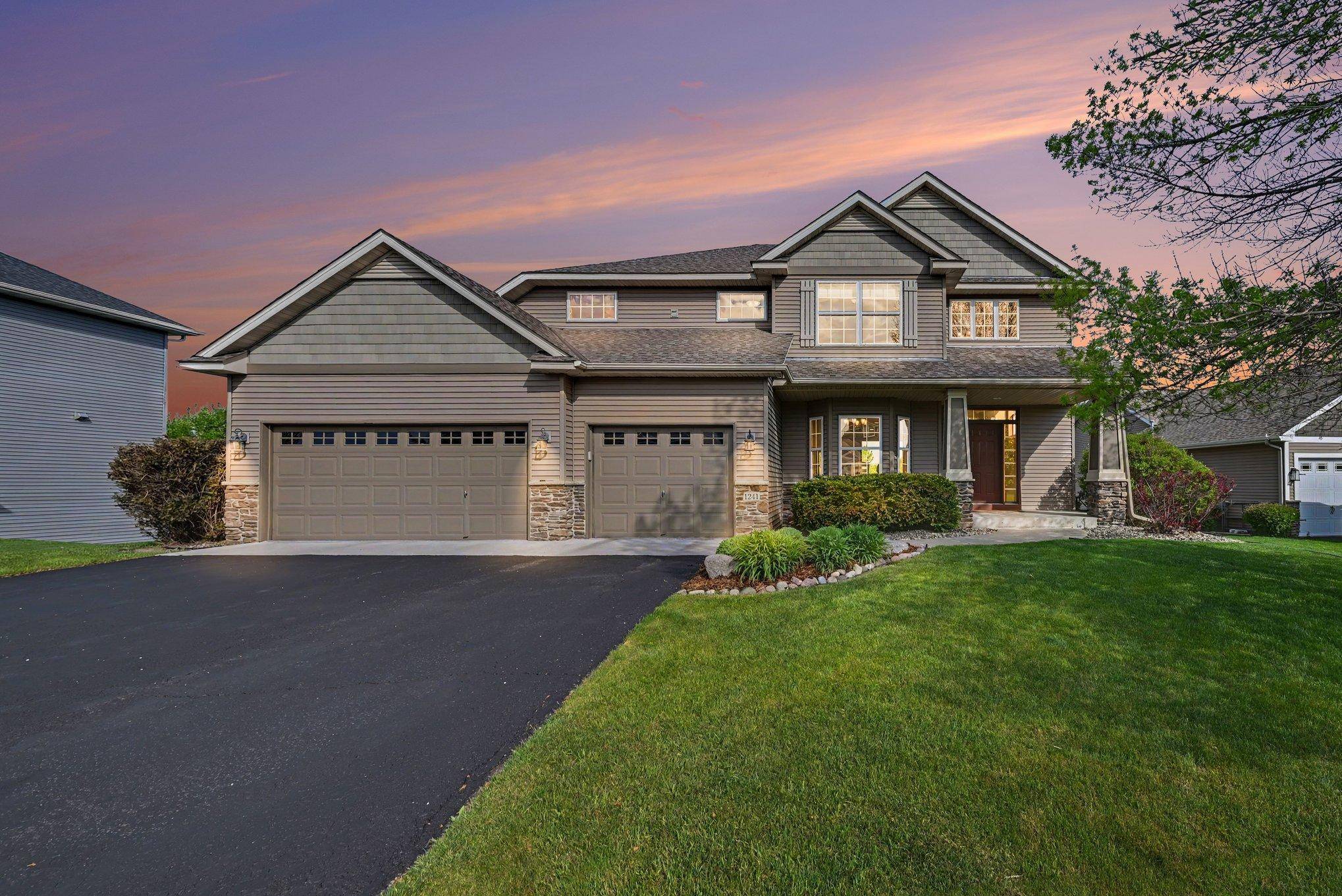 1241 Knight LN, Watertown, MN 55388