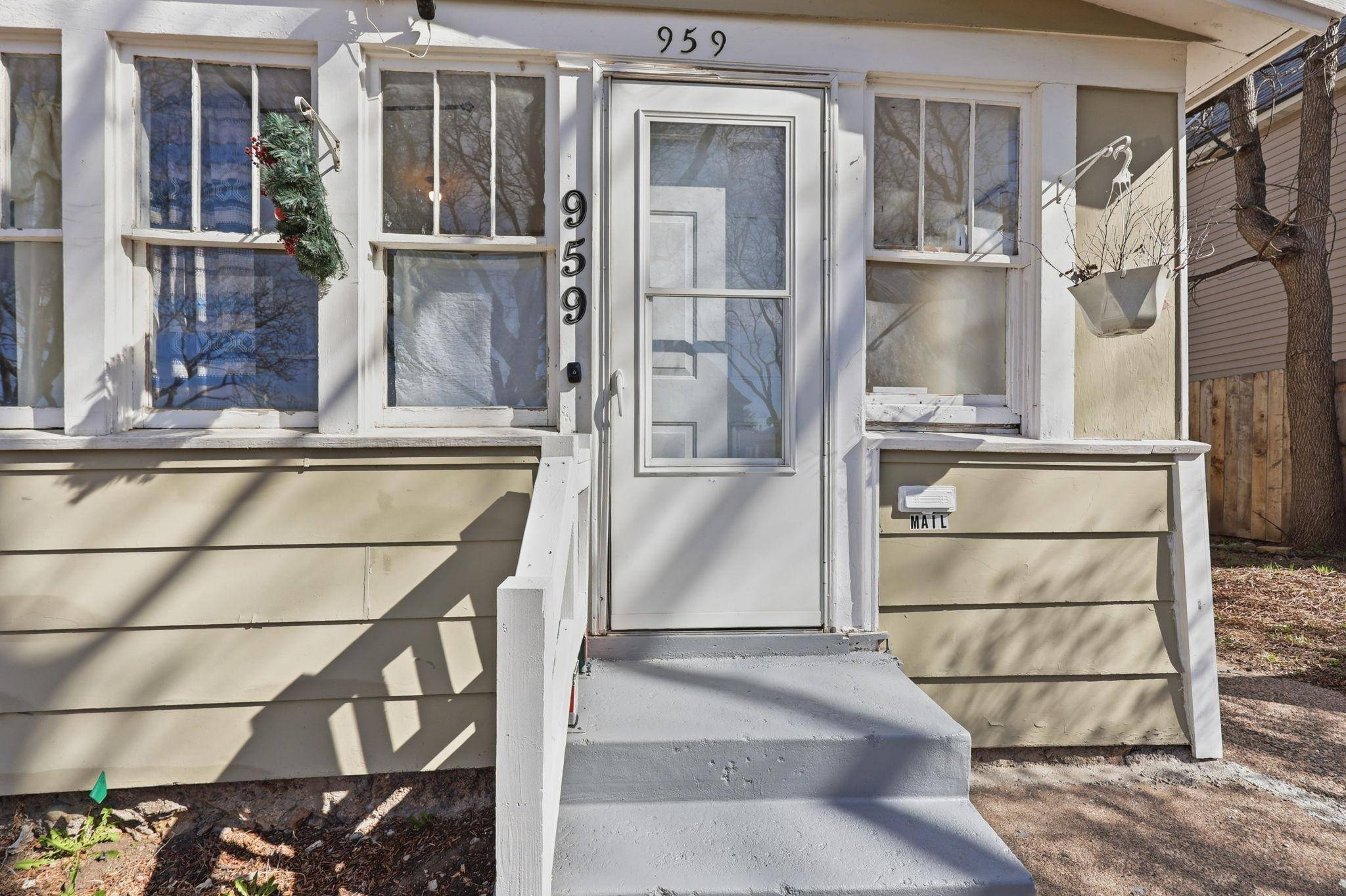 959 Jenks AVE, Saint Paul, MN 55106