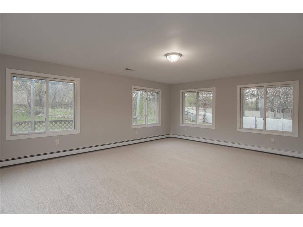 19115 Homestead CIR, Eden Prairie, MN 55346