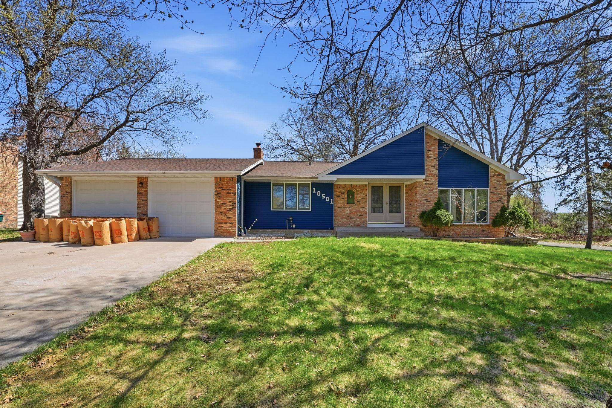 10501 Fillmore ST NE, Blaine, MN 55434