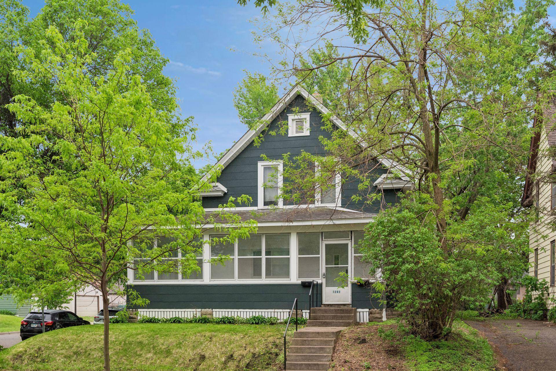 1282 Hewitt AVE, Saint Paul, MN 55104