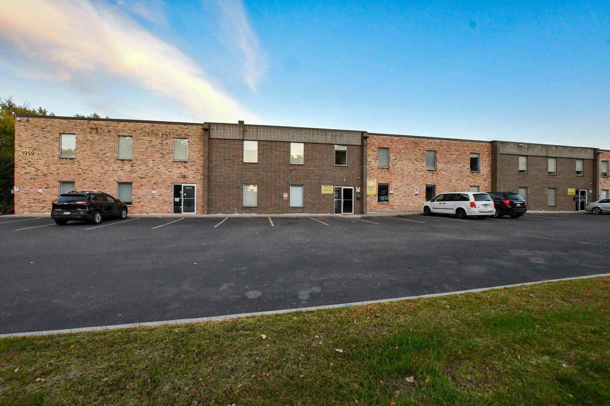1959 Shawnee RD, Eagan, MN 55122