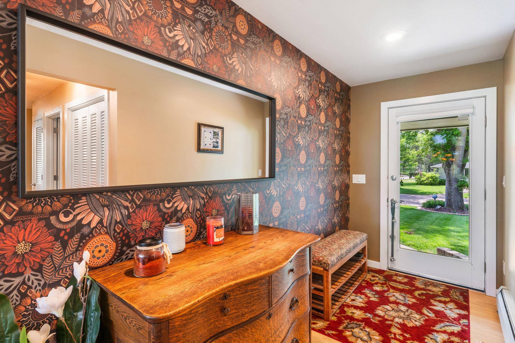 1904 16th ST NW, Faribault, MN 55021