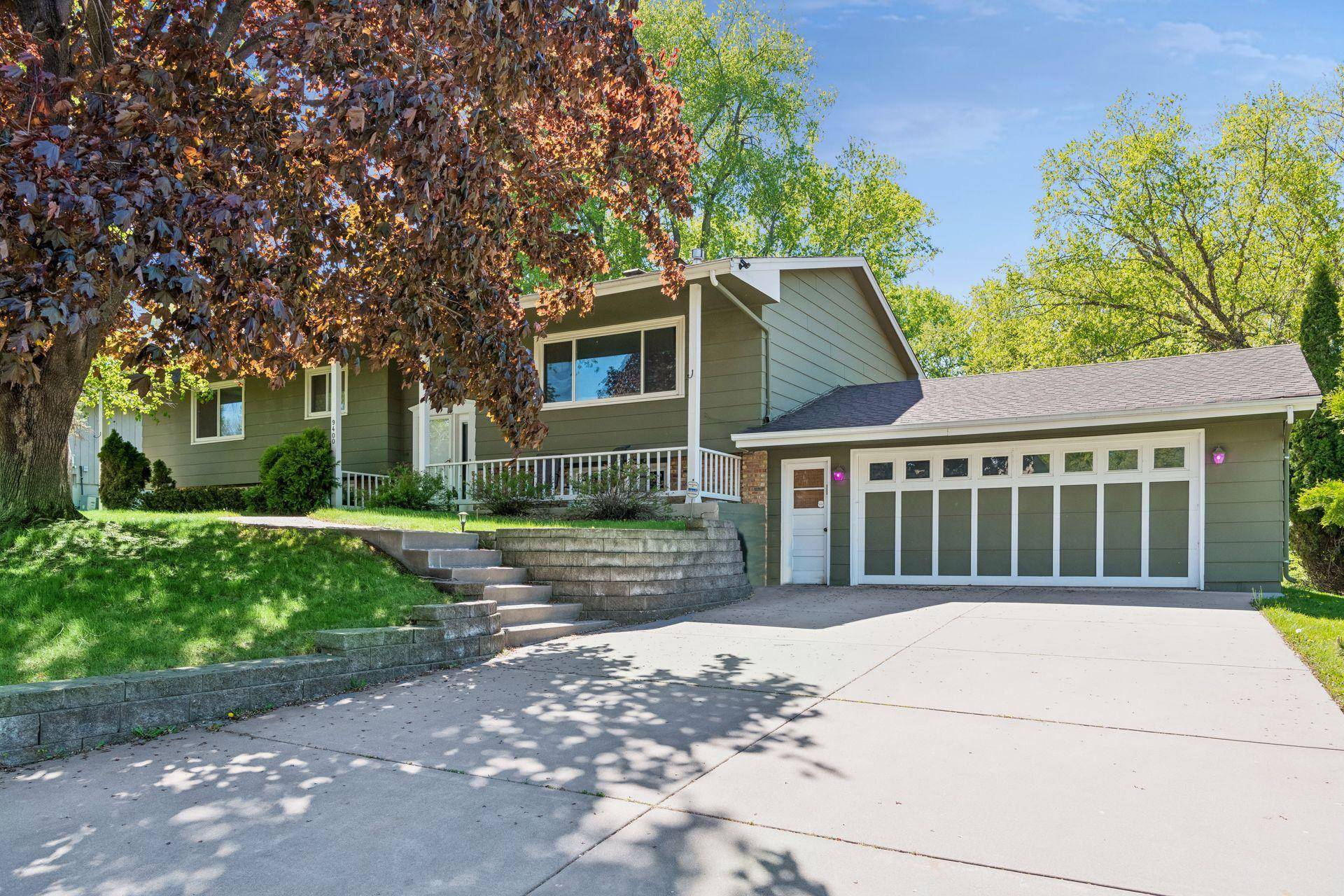 9400 Toledo AVE S, Bloomington, MN 55437