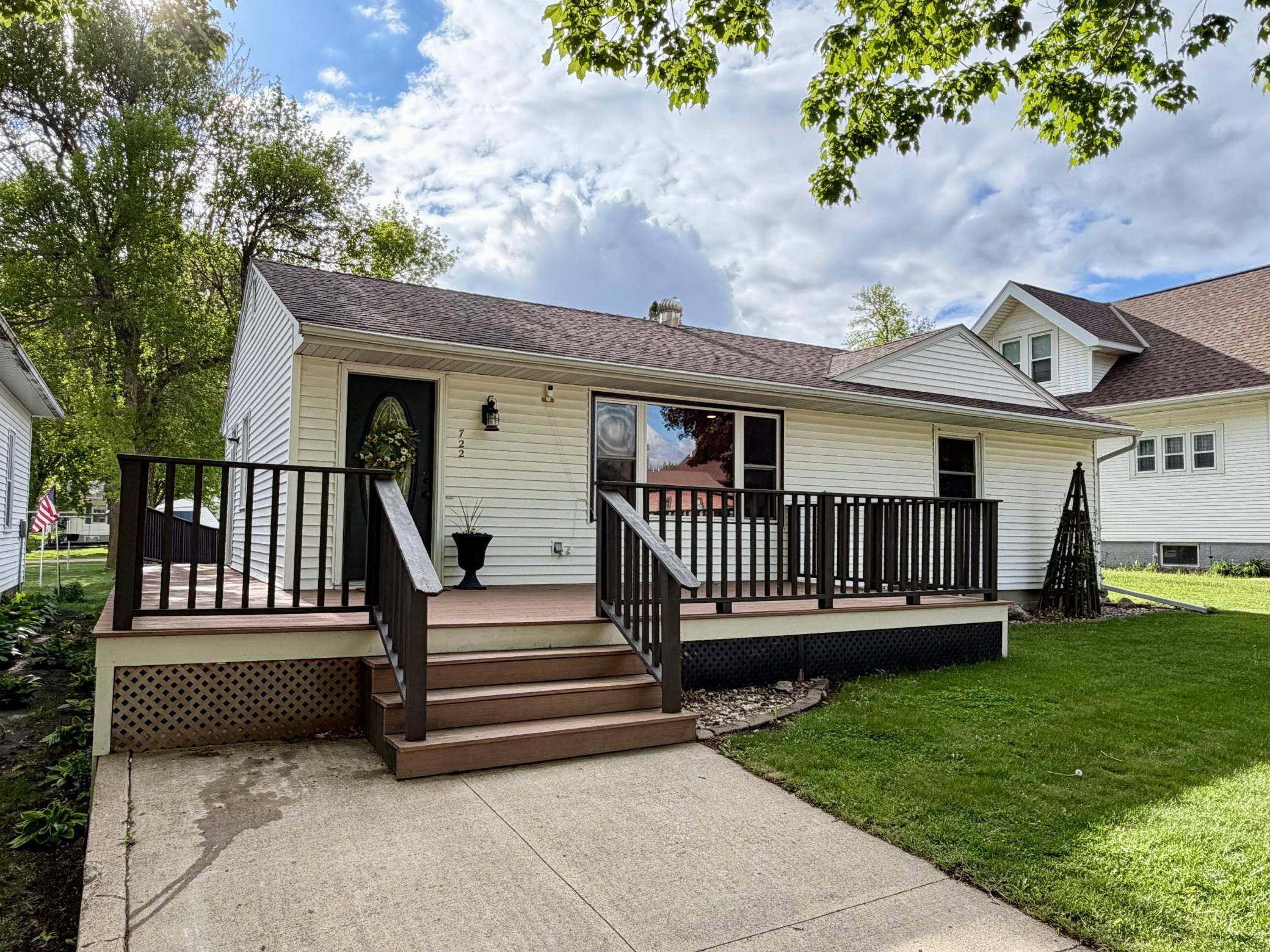 722 Adams AVE, Westbrook, MN 56183