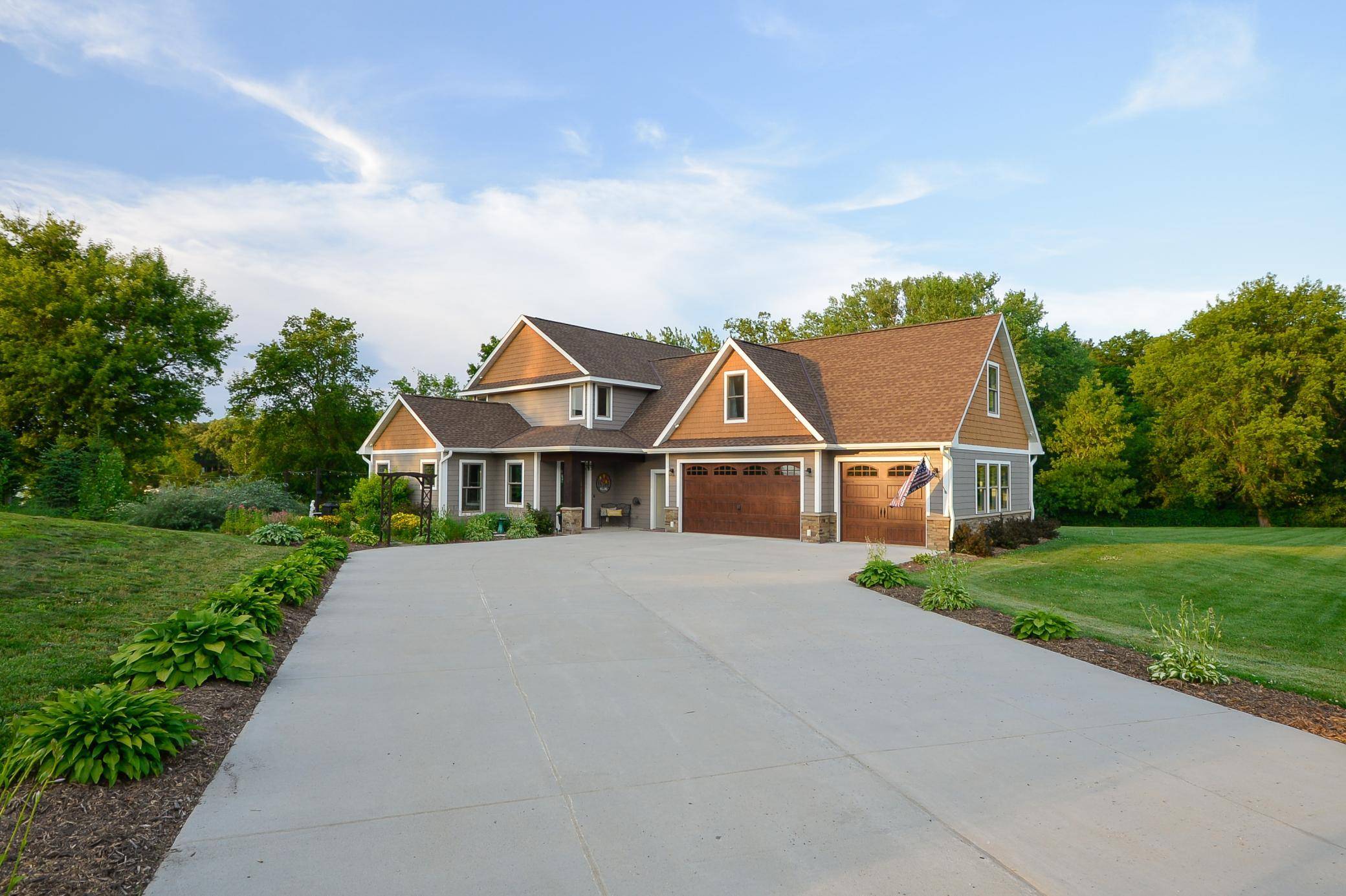 10608 Grunwald AVE NW, Maple Lake, MN 55358