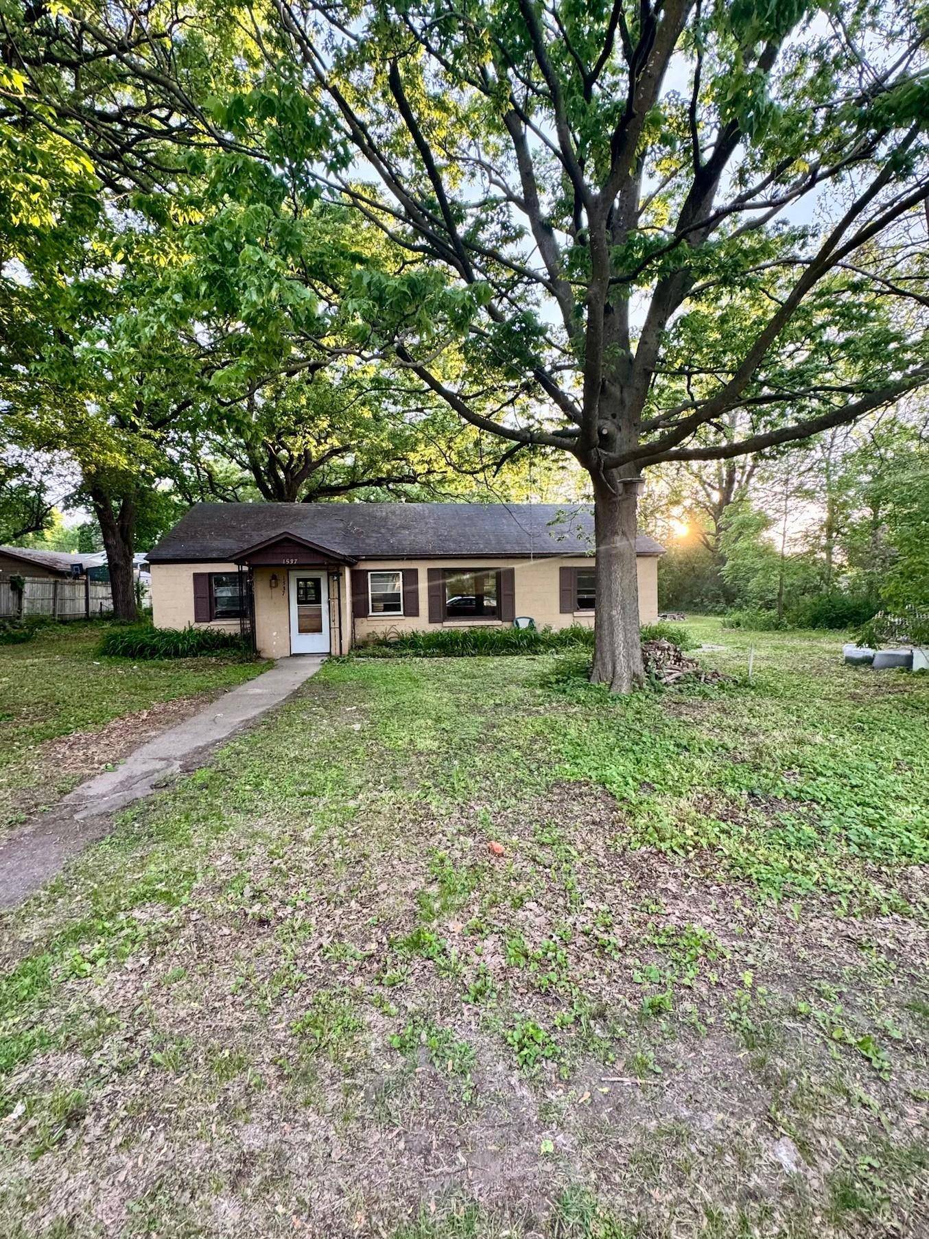 1537 11th AVE SE, Saint Cloud, MN 56304