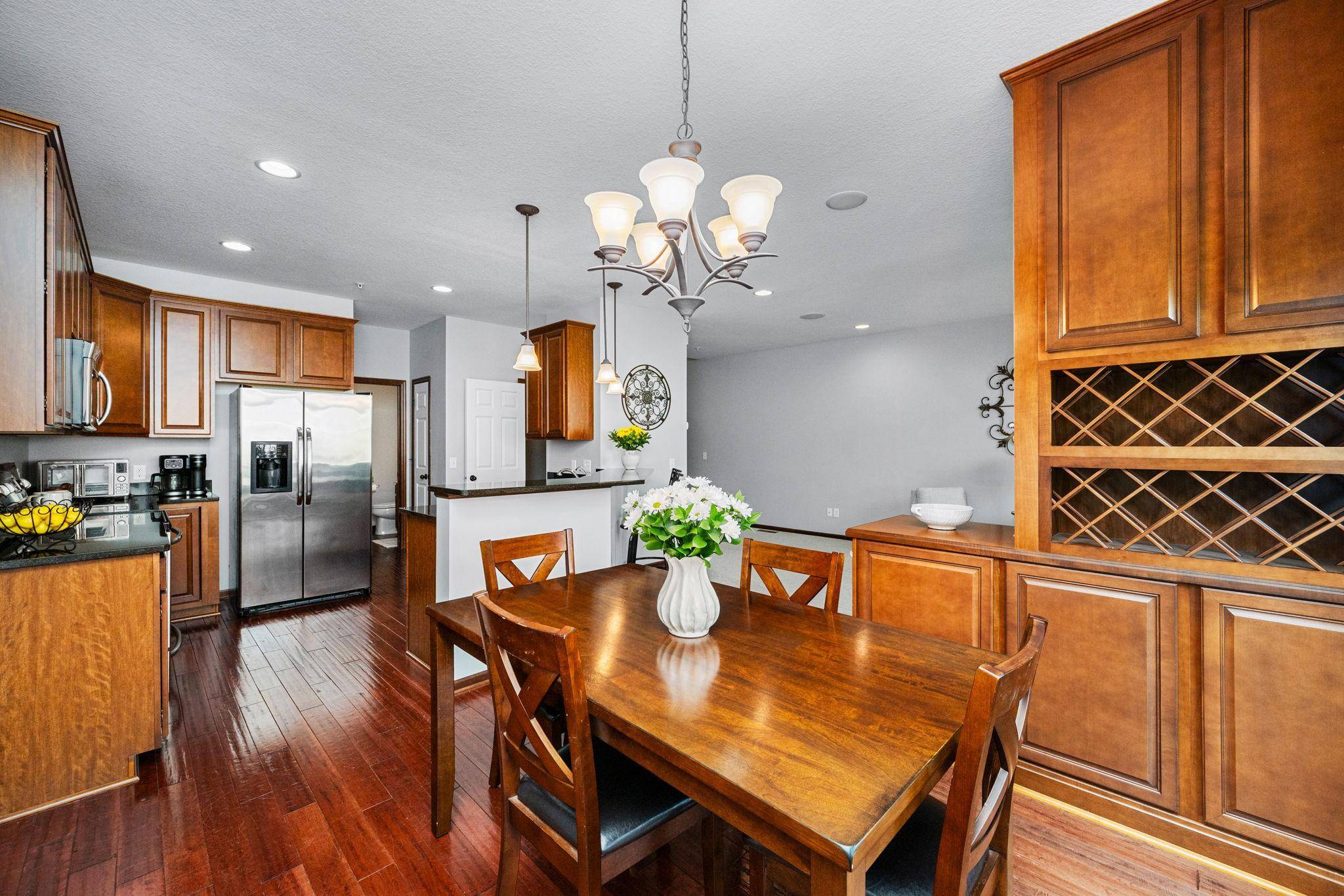 9531 Declaration DR, Chanhassen, MN 55317