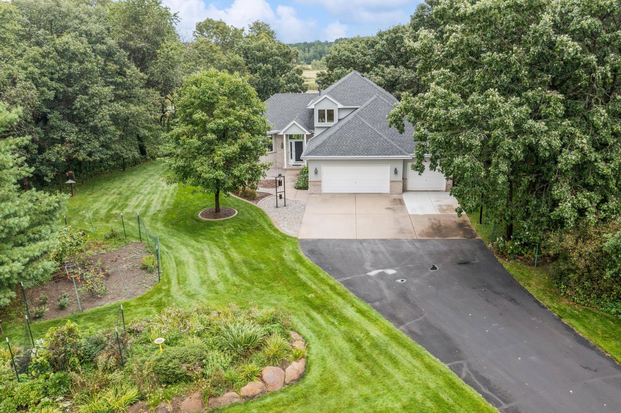 26991 140th ST NW, Zimmerman, MN 55398