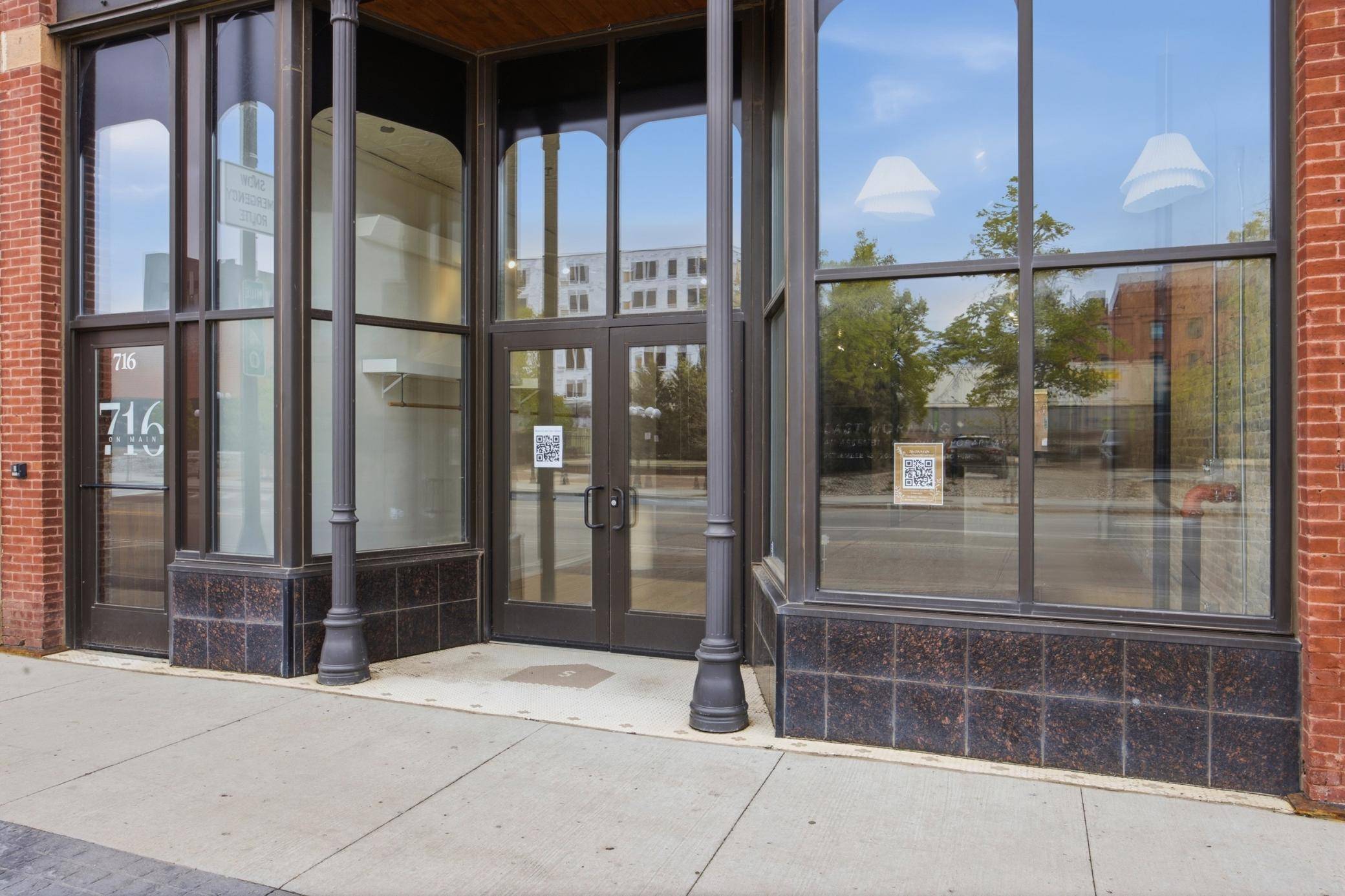 716 Main AVE, Fargo, ND 58103