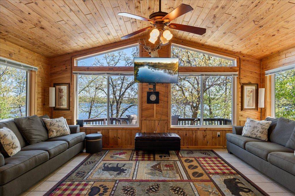 35470 Moccasin LN, Cushing, MN 56443