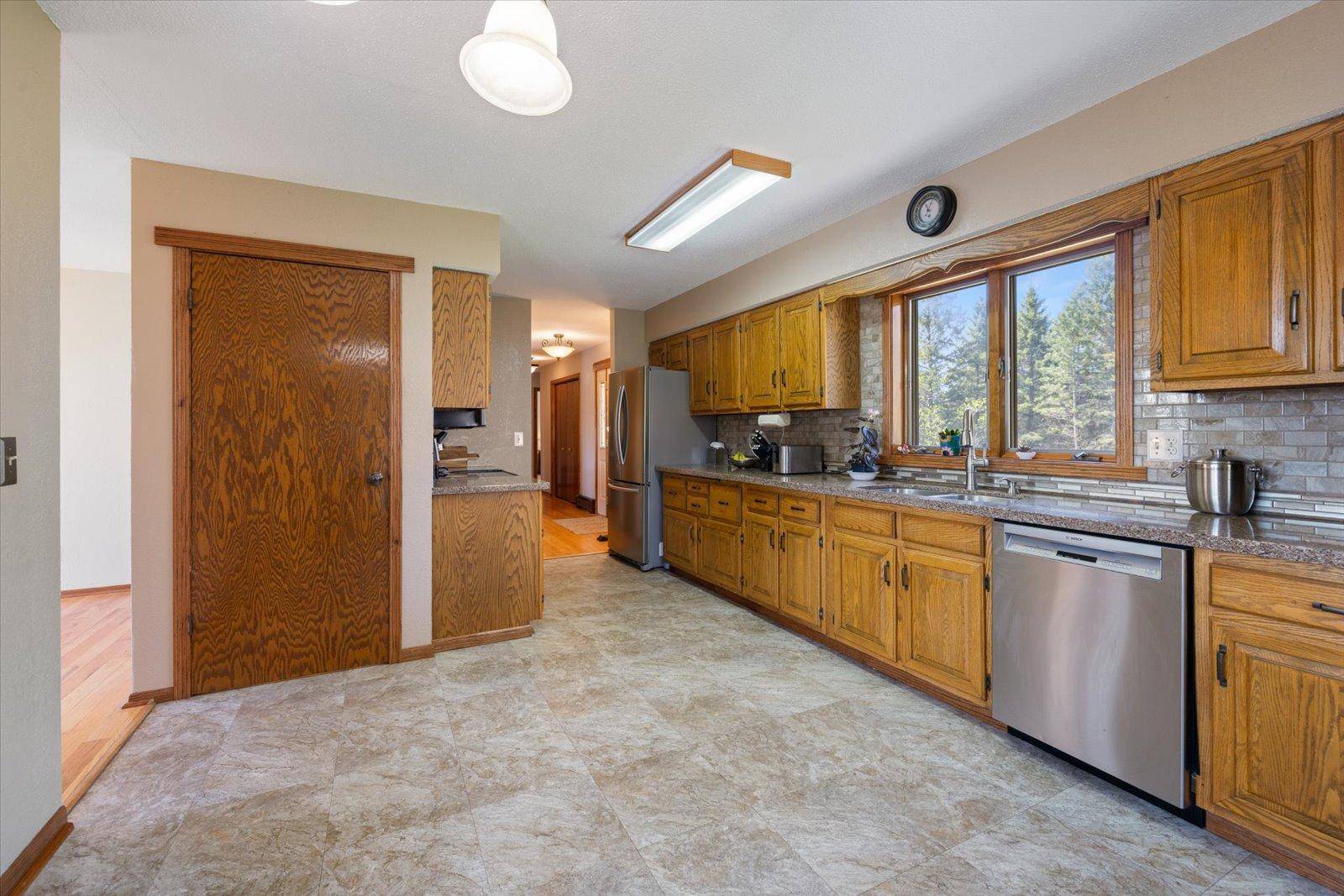 5550 Road 36, Aurora, MN 55705