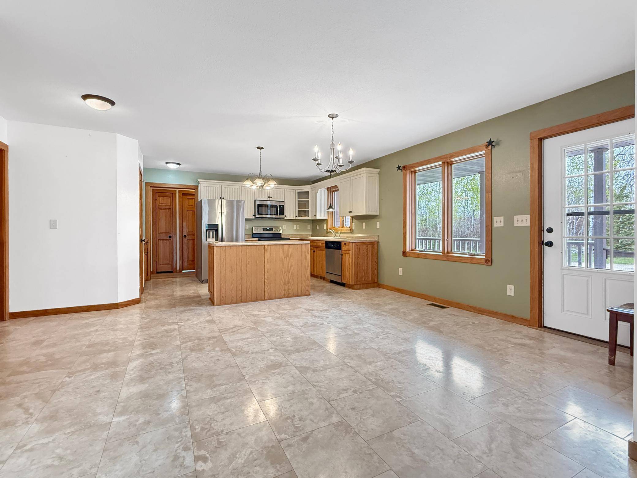 3249 Woodland Hills DR SE, Bemidji, MN 56601