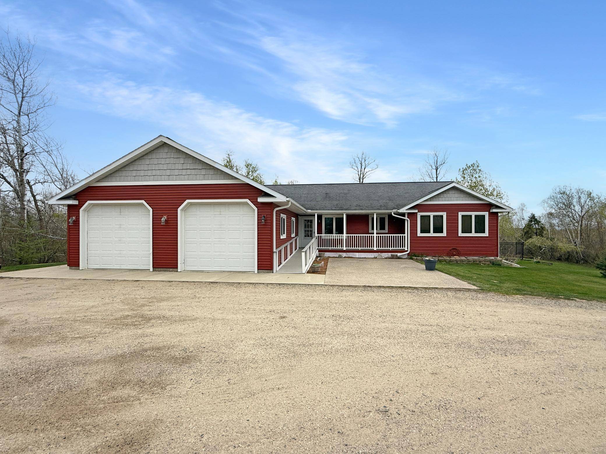 3249 Woodland Hills DR SE, Bemidji, MN 56601
