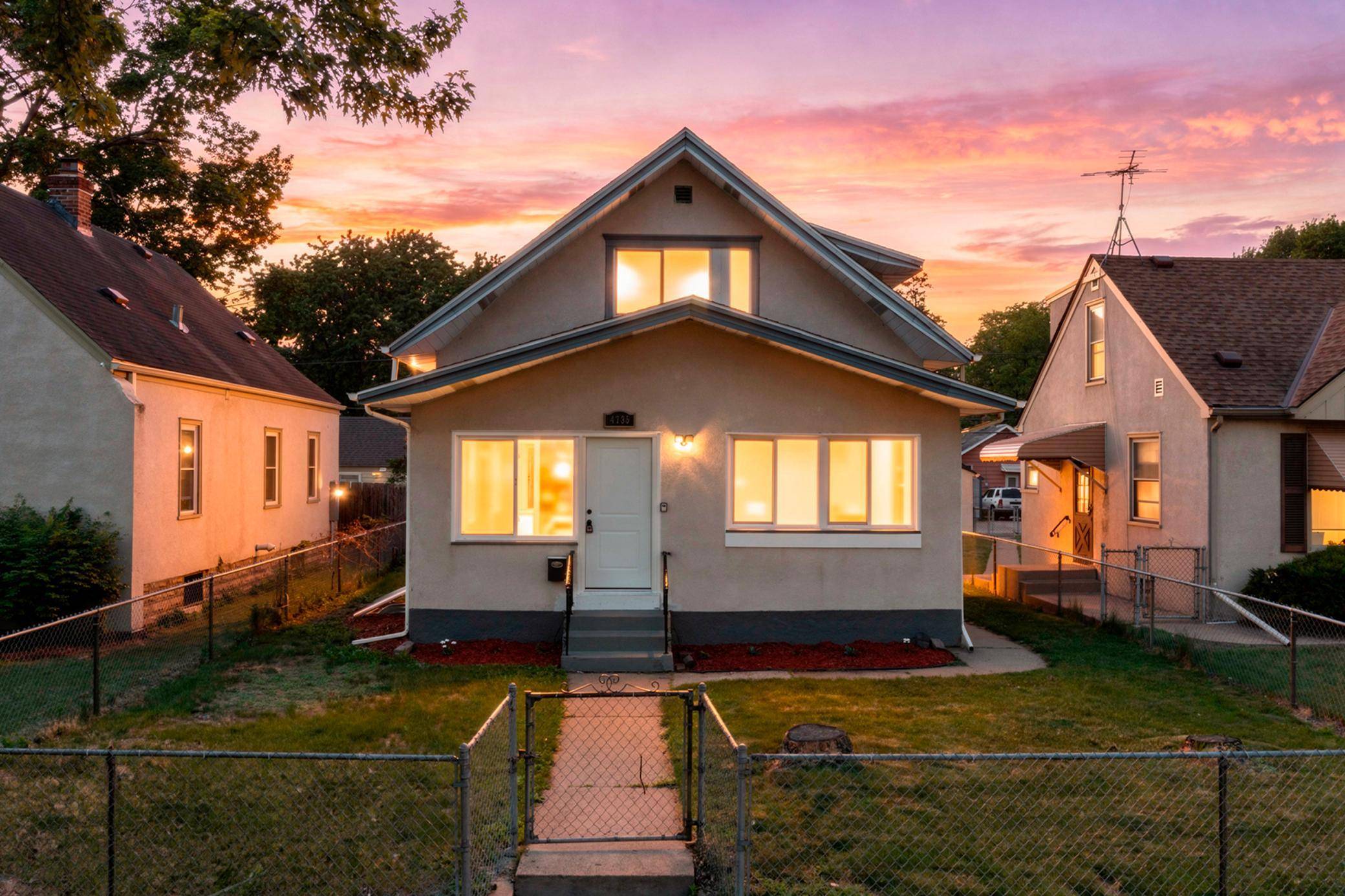 4735 Aldrich AVE N, Minneapolis, MN 55430