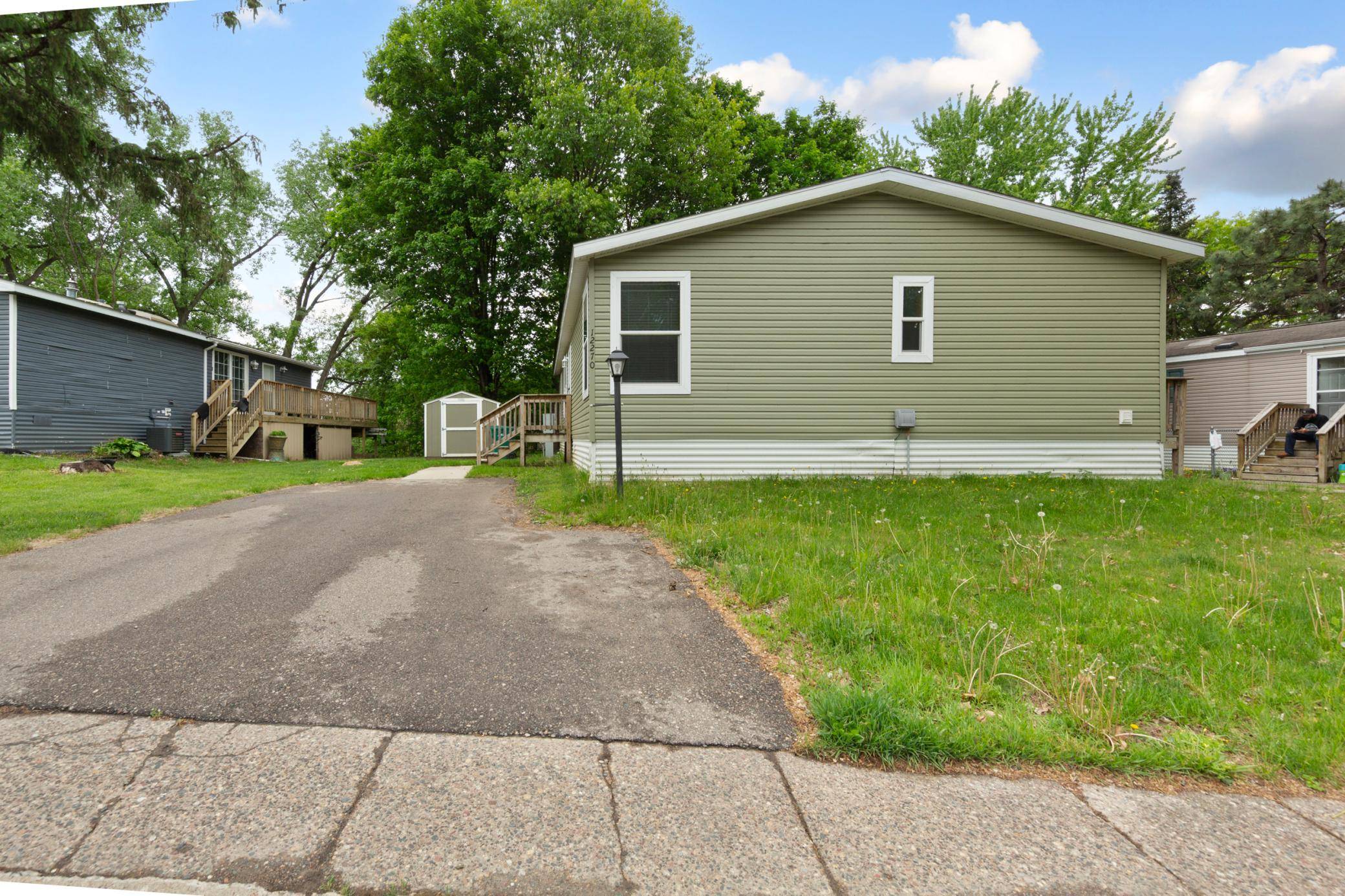12270 Geneva WAY, Apple Valley, MN 55124