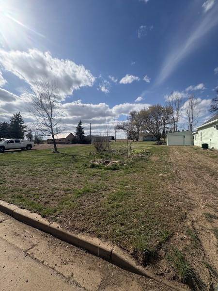 313 W 2nd AVE, Regent, ND 58650