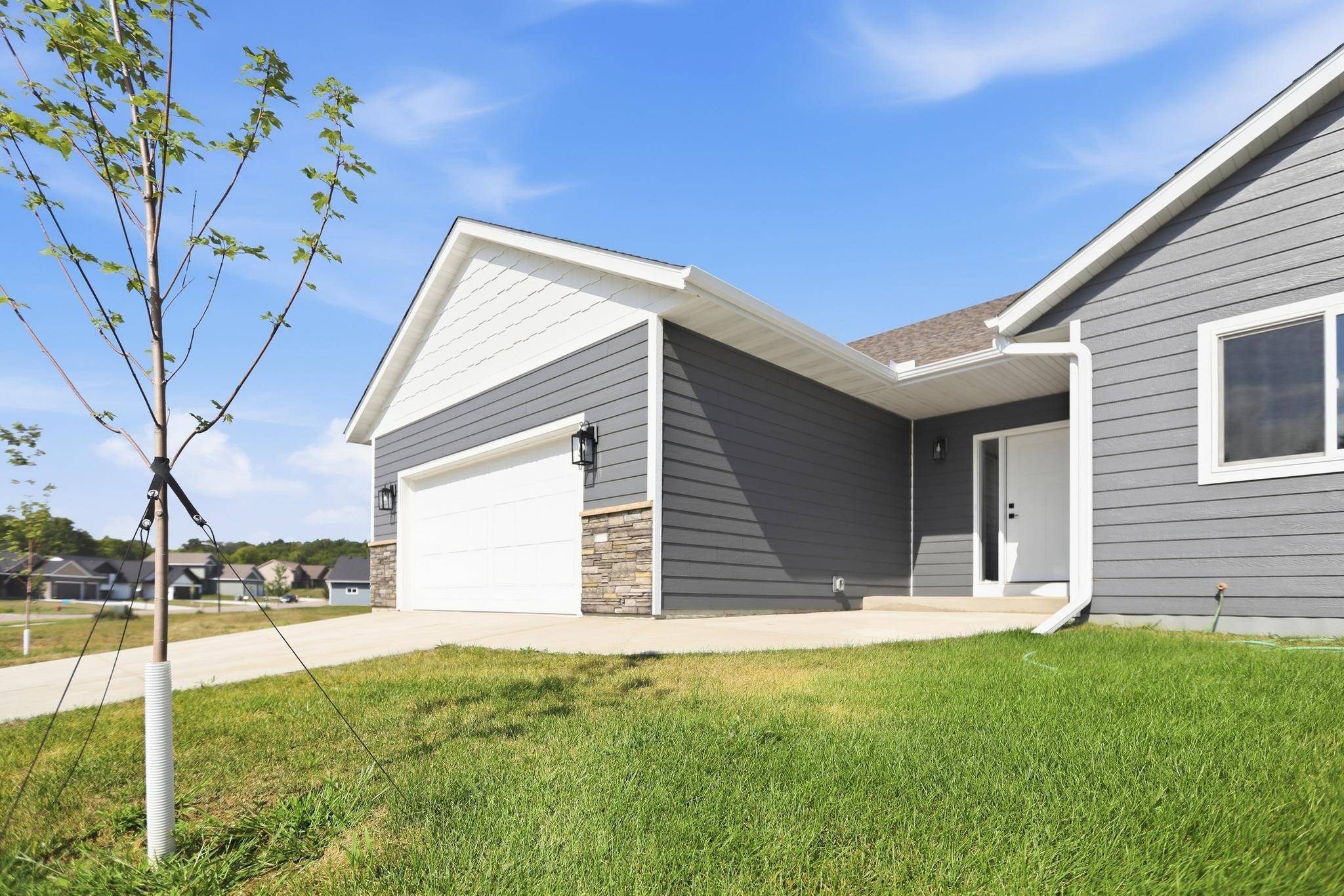 2050 13th ST NW, Faribault, MN 55021