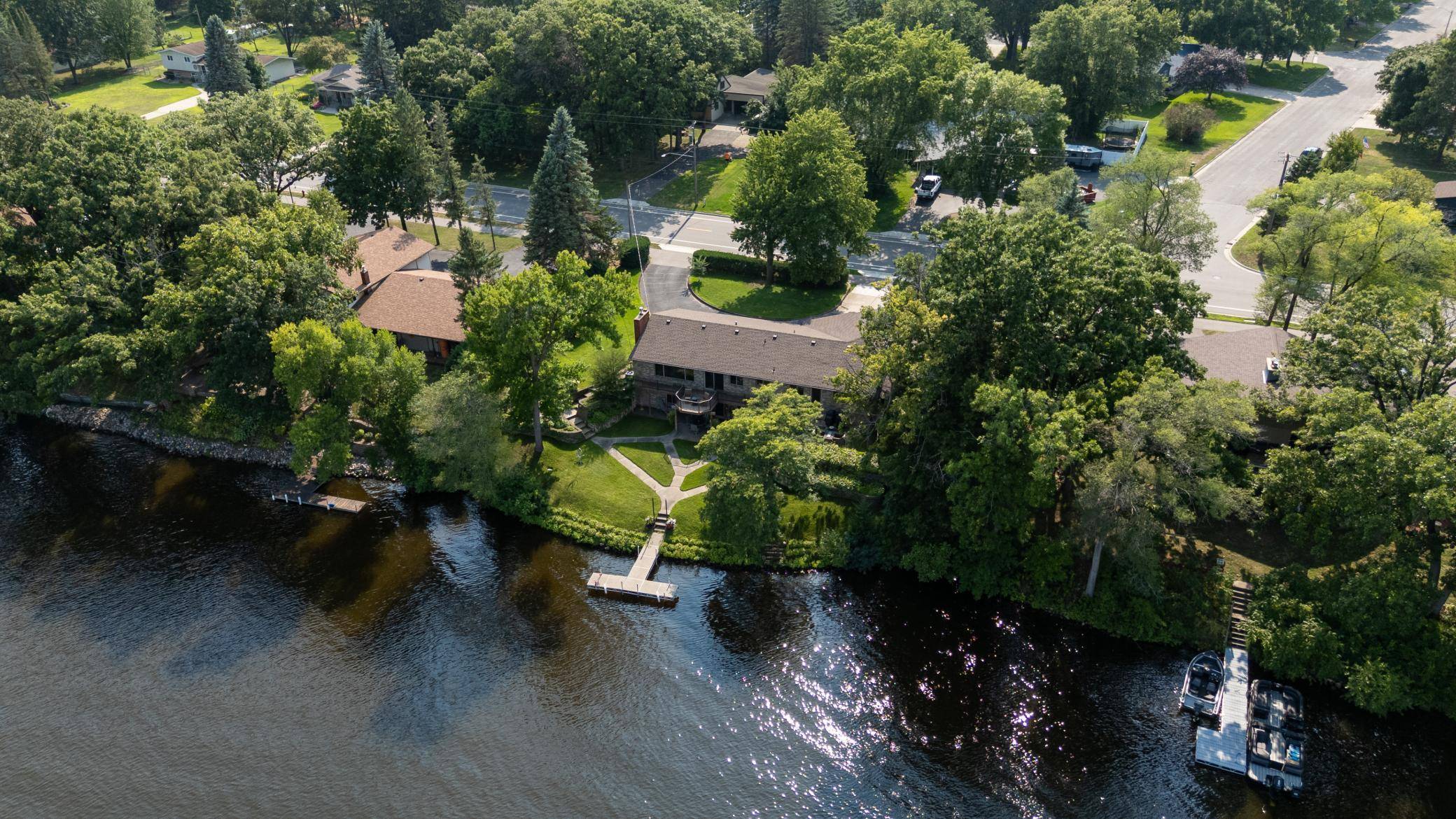 904 Riverside AVE N, Sartell, MN 56377
