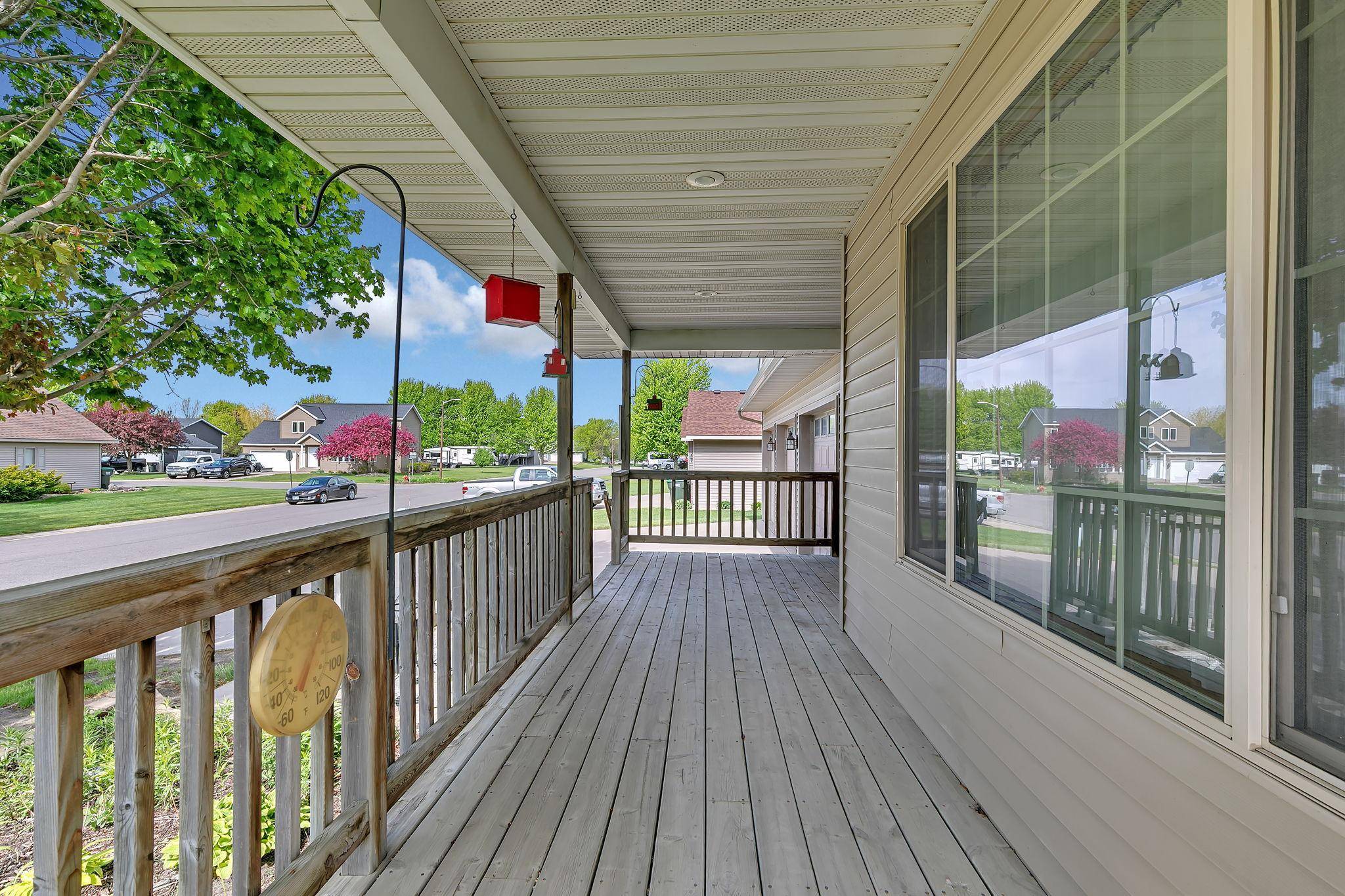 331 Countryside LN, Albany, MN 56307