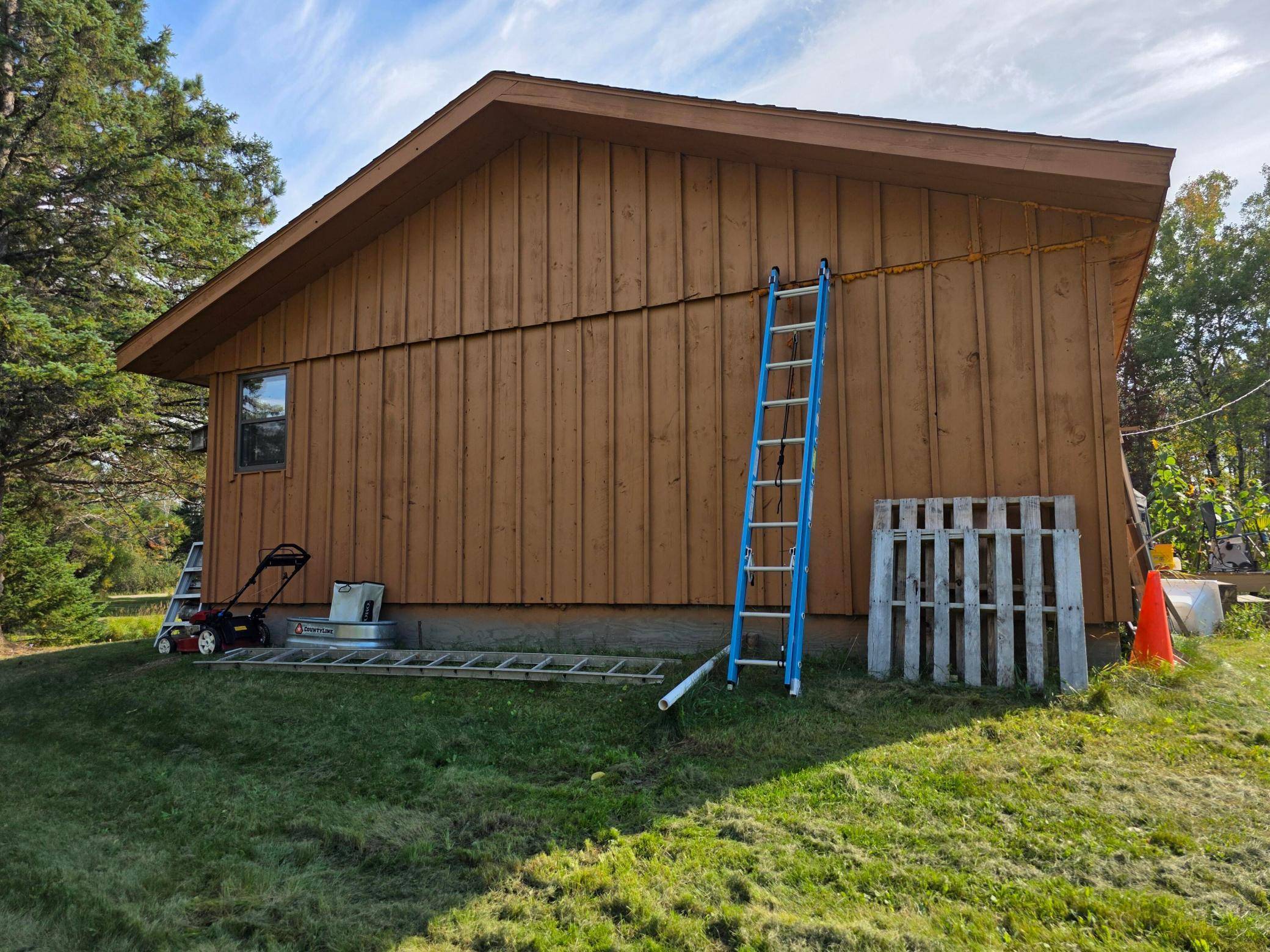 6821 Barrett RD, Chisholm, MN 55719