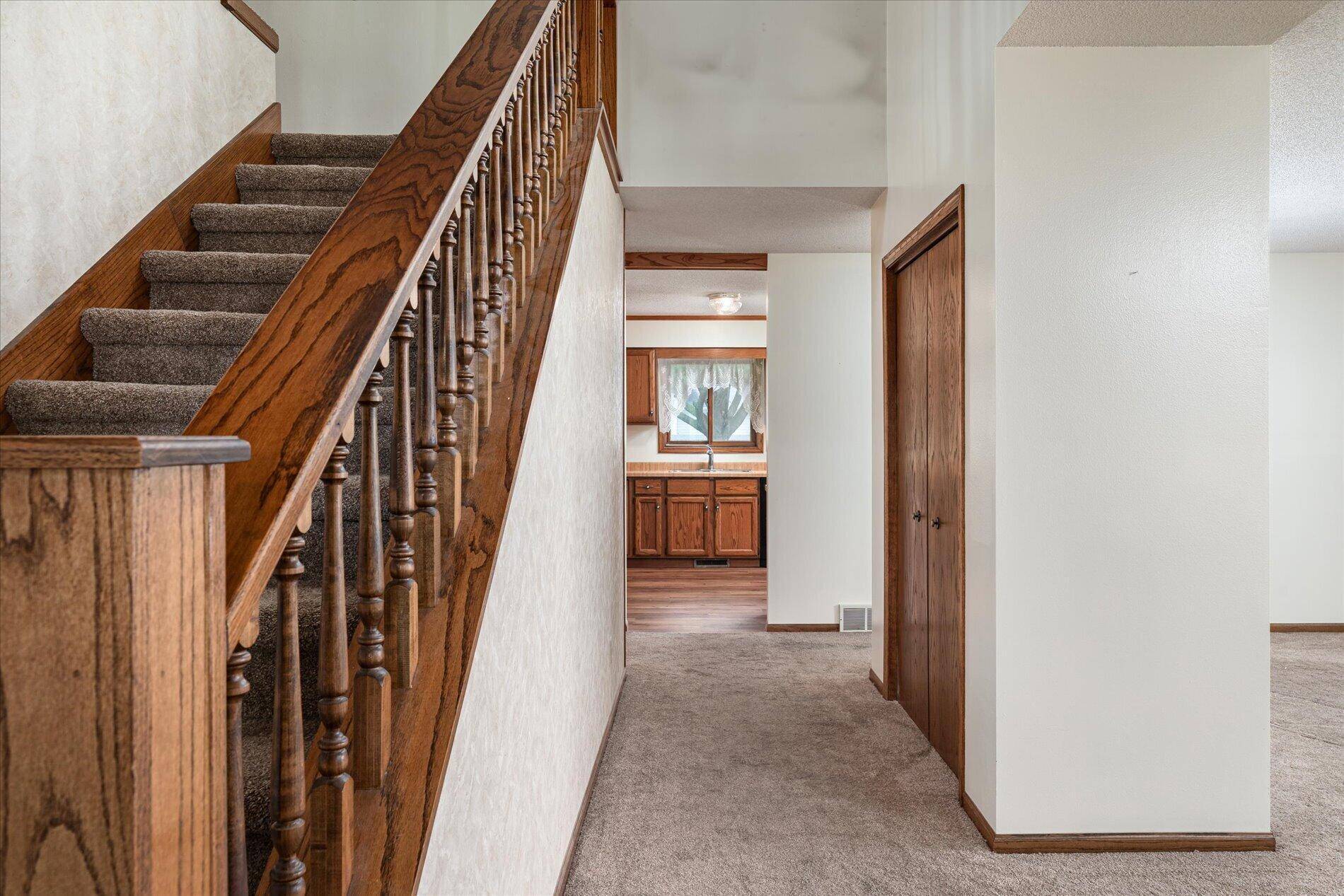 1206 Willow ST, La Crescent, MN 55947
