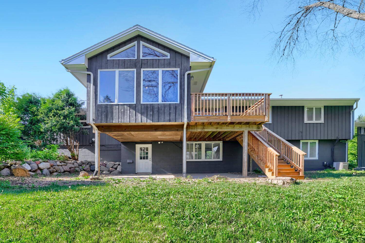 3501 W 103rd ST, Bloomington, MN 55431