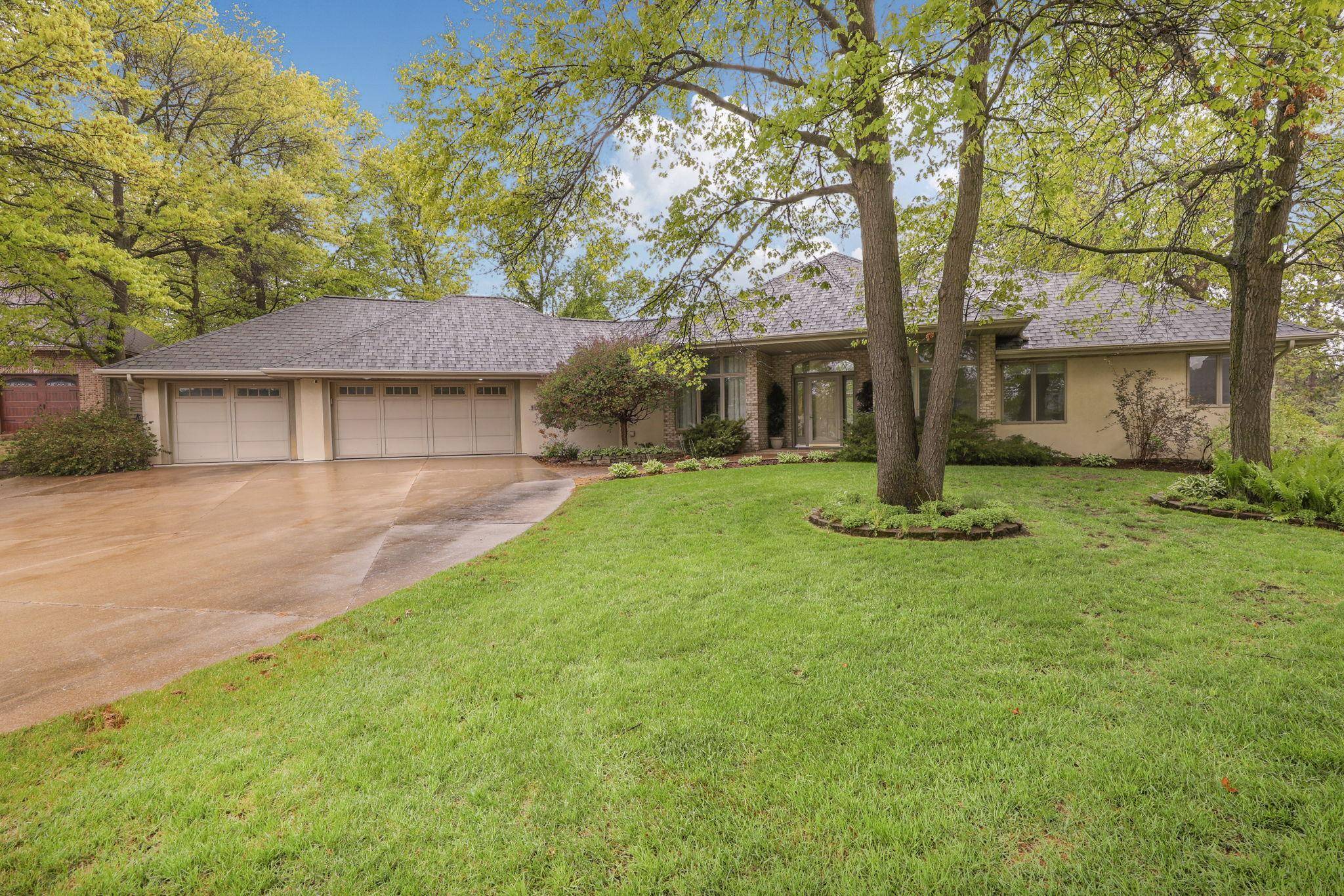 3103 Golf TER, Saint Cloud, MN 56301