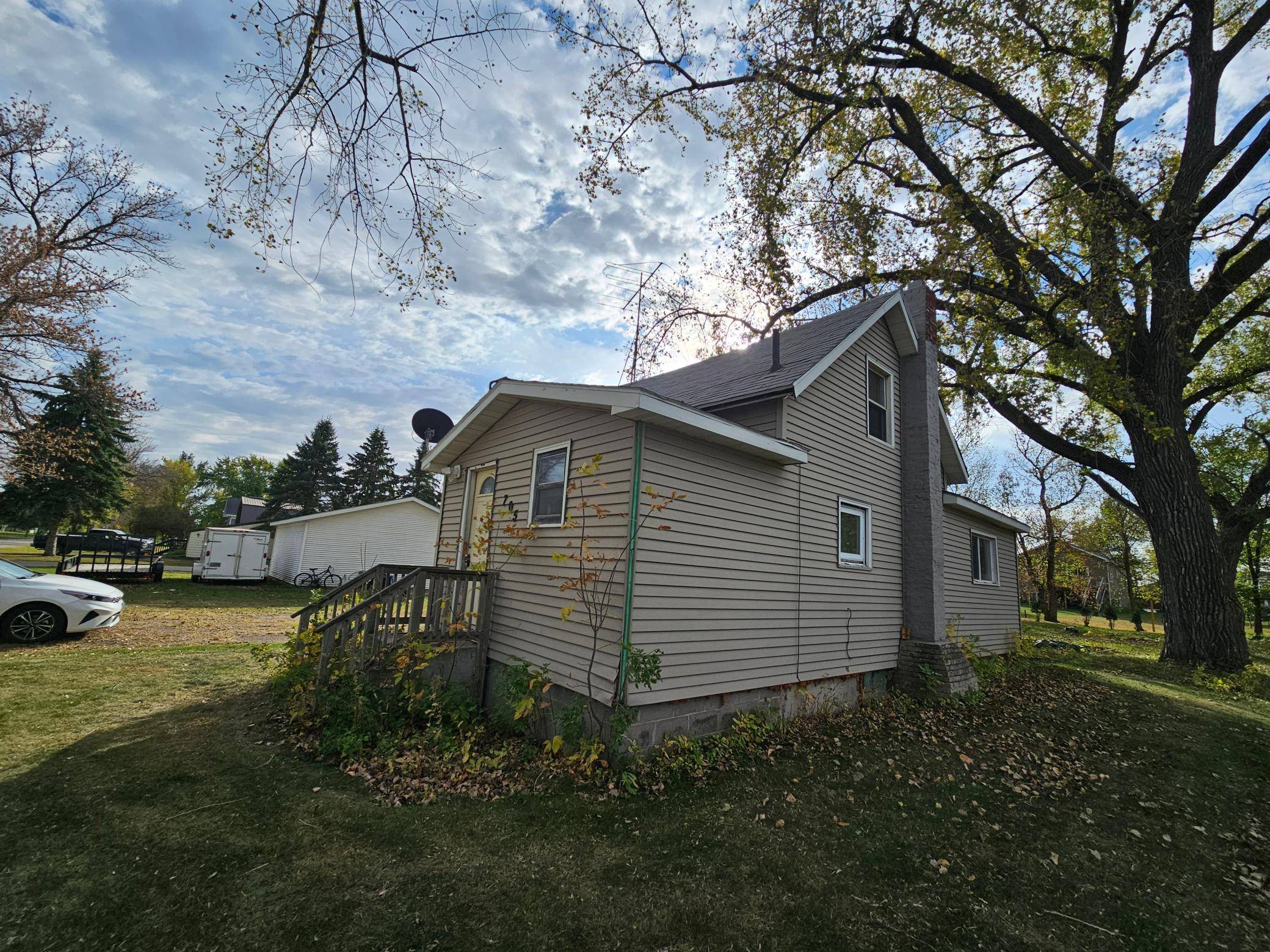 705 Neill ST, Buxton, ND 58218