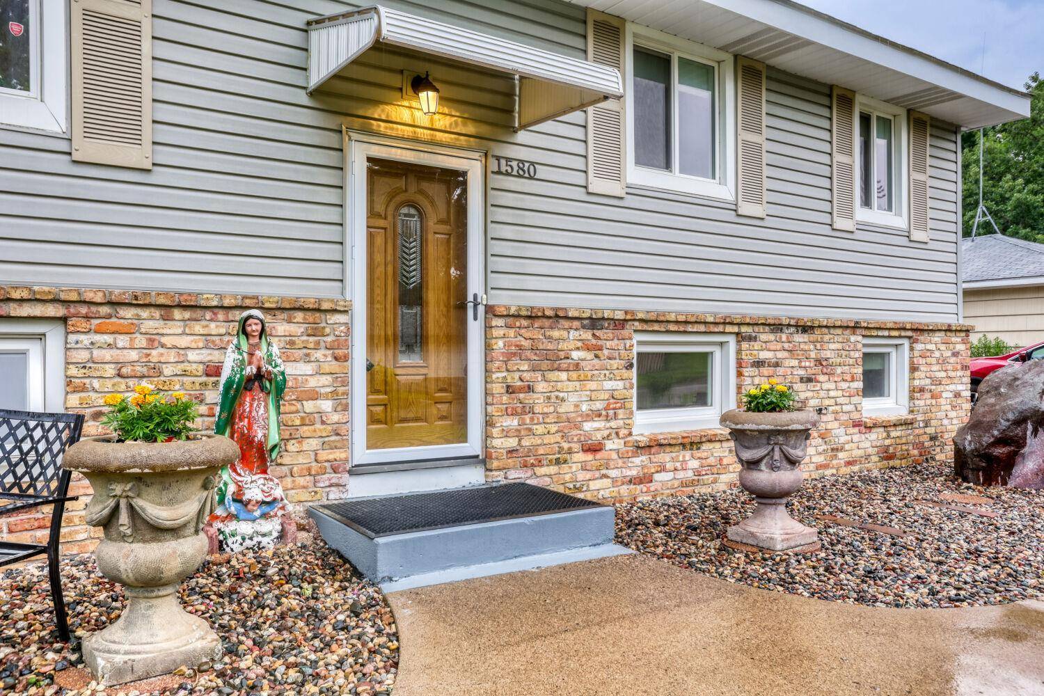 1580 16th ST NW, New Brighton, MN 55112