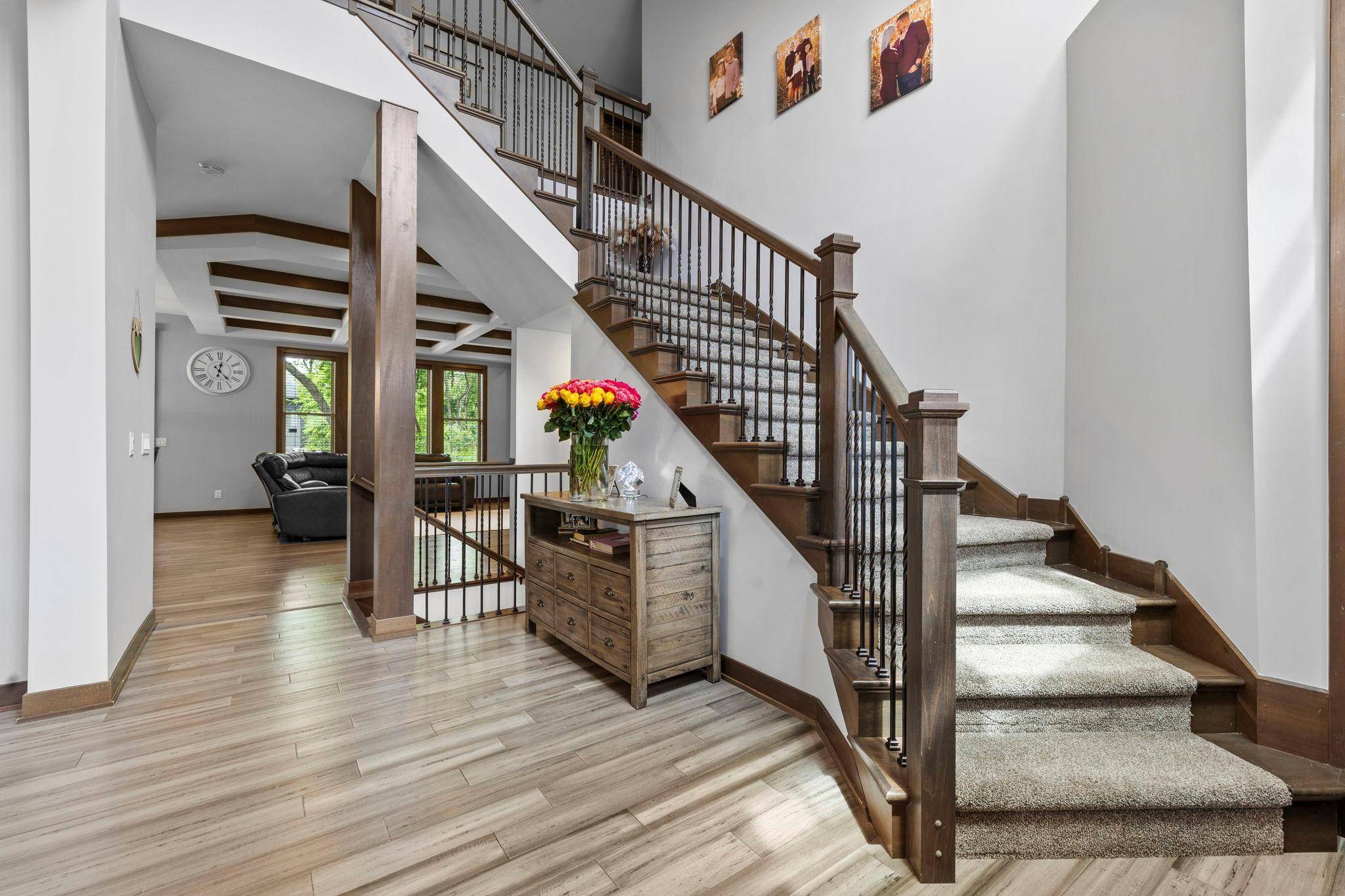 16685 Judicial RD, Lakeville, MN 55044