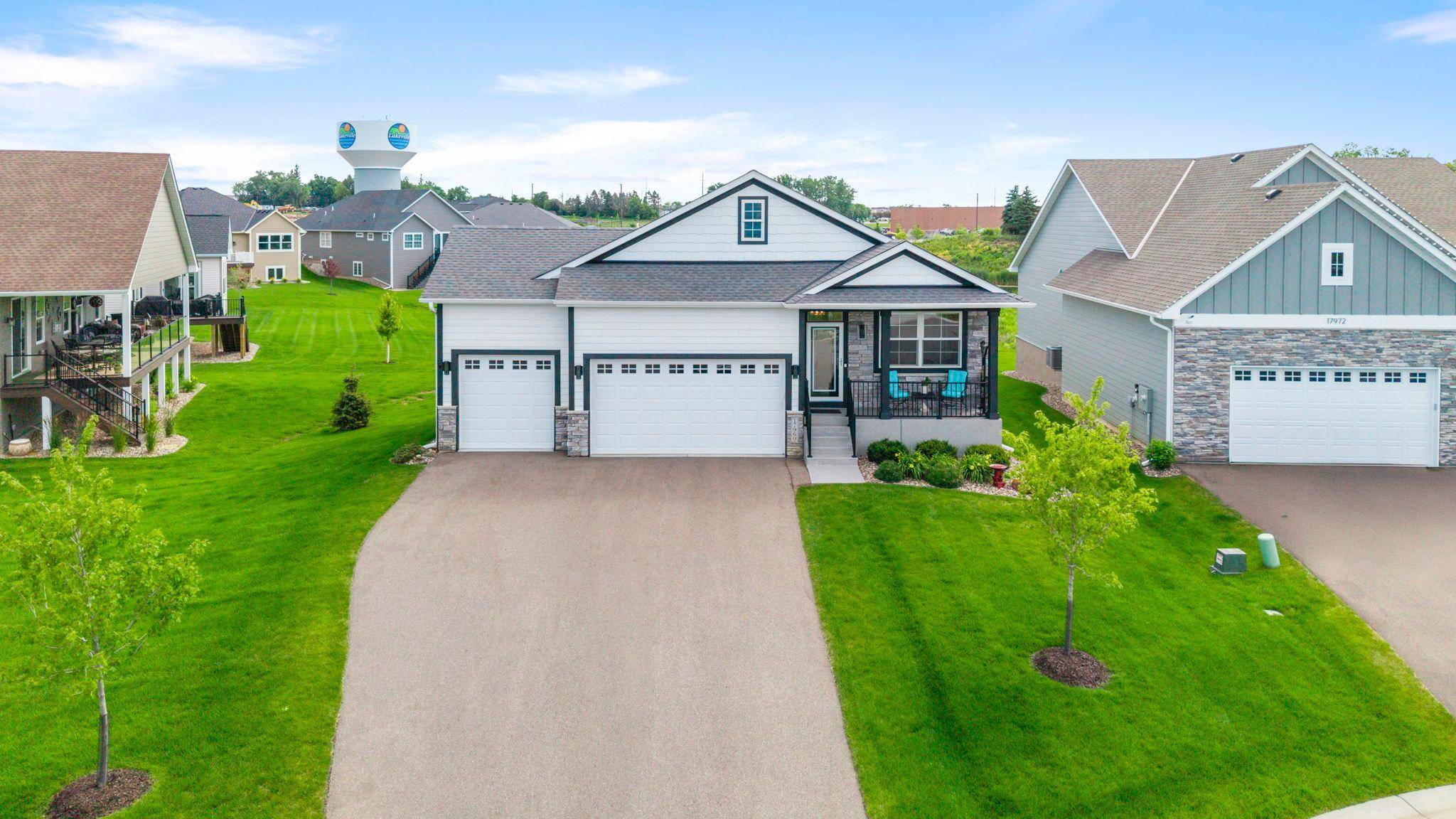 17960 Granite CT, Lakeville, MN 55044