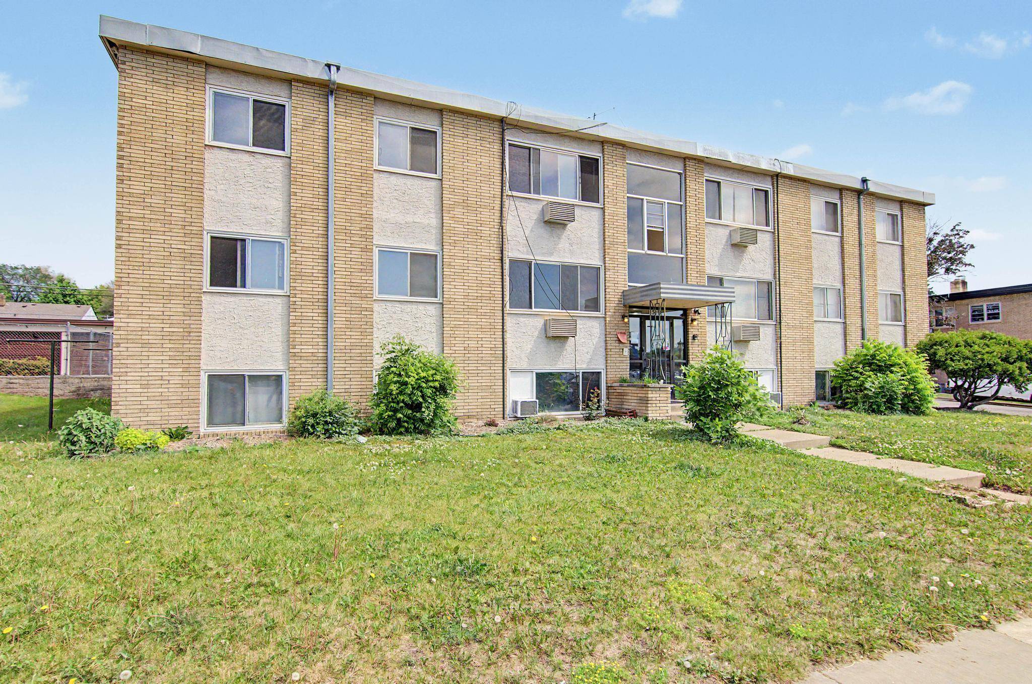 1339 Conway ST, Saint Paul, MN 55106