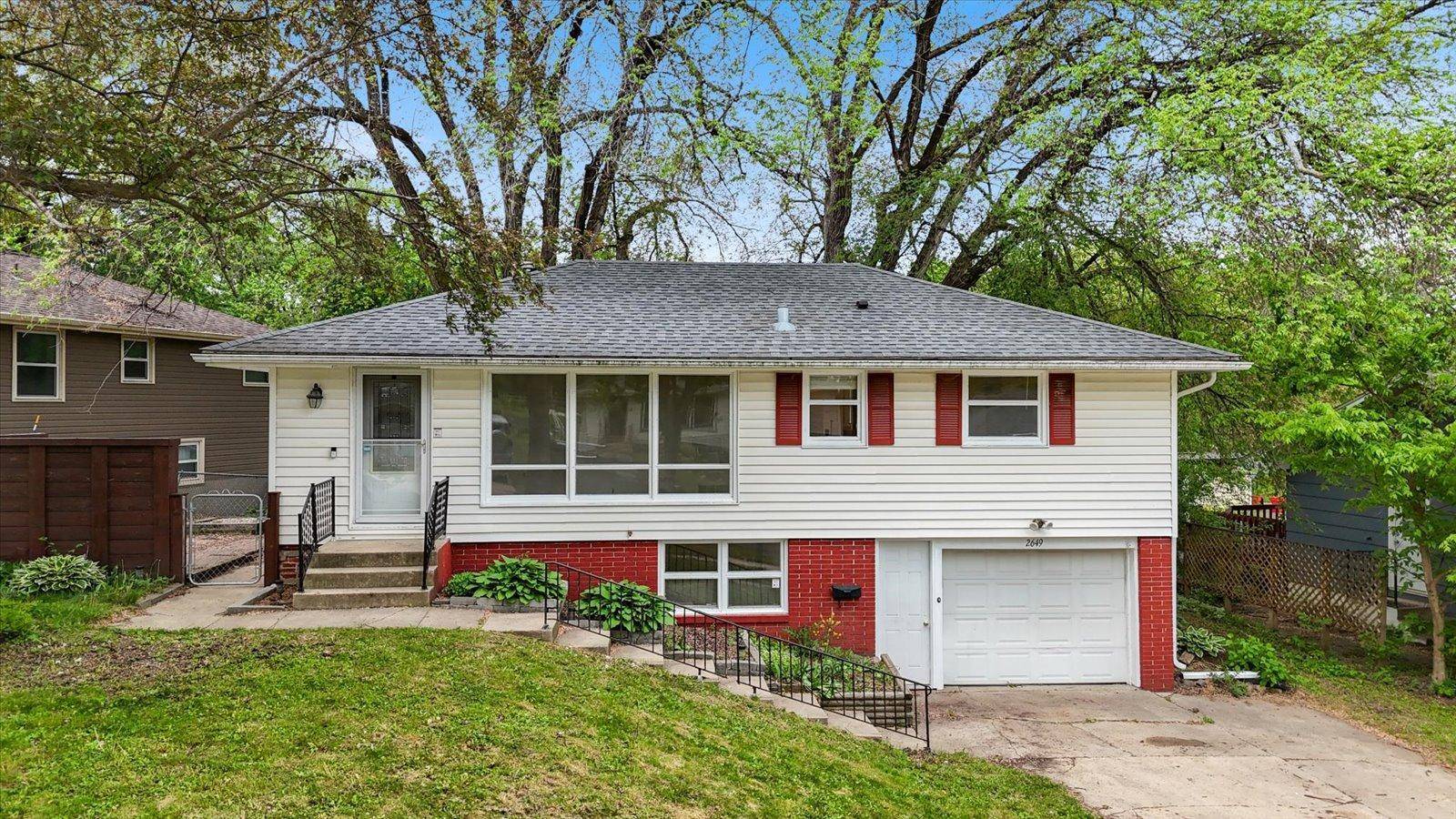 2649 11th AVE NW, Rochester, MN 55901