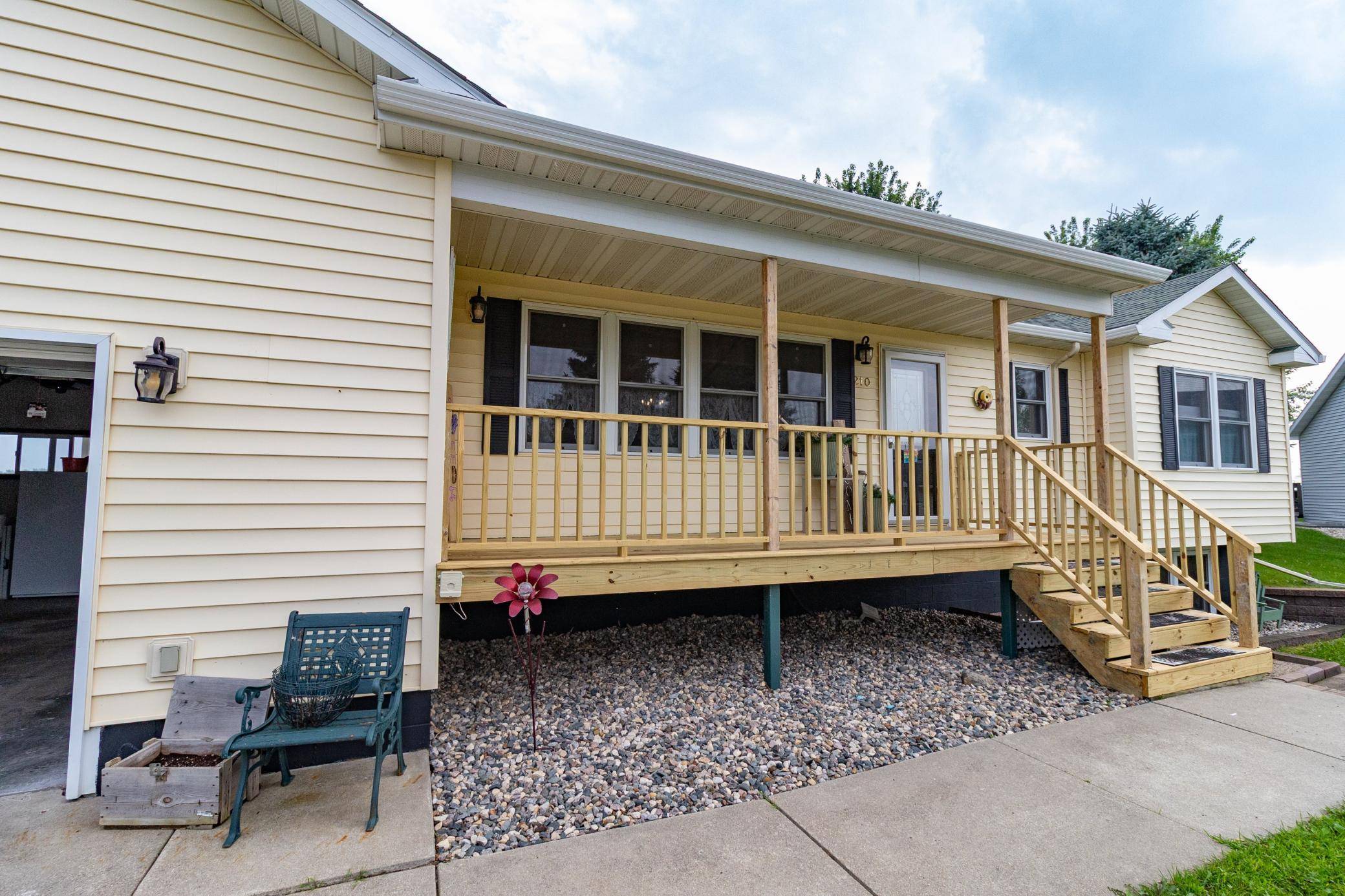 210 Birch TER, Ashby, MN 56309
