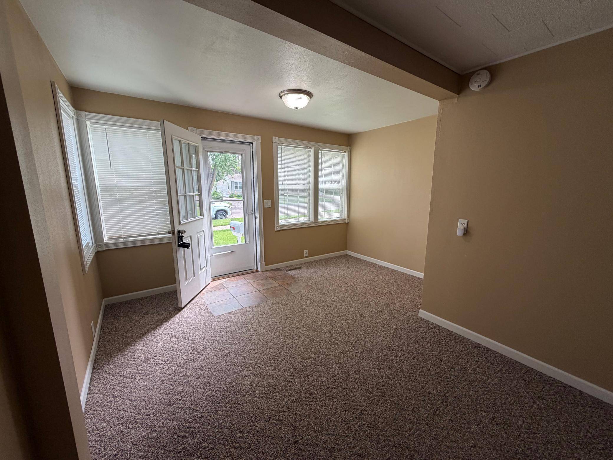 231 10th AVE, Worthington, MN 56187