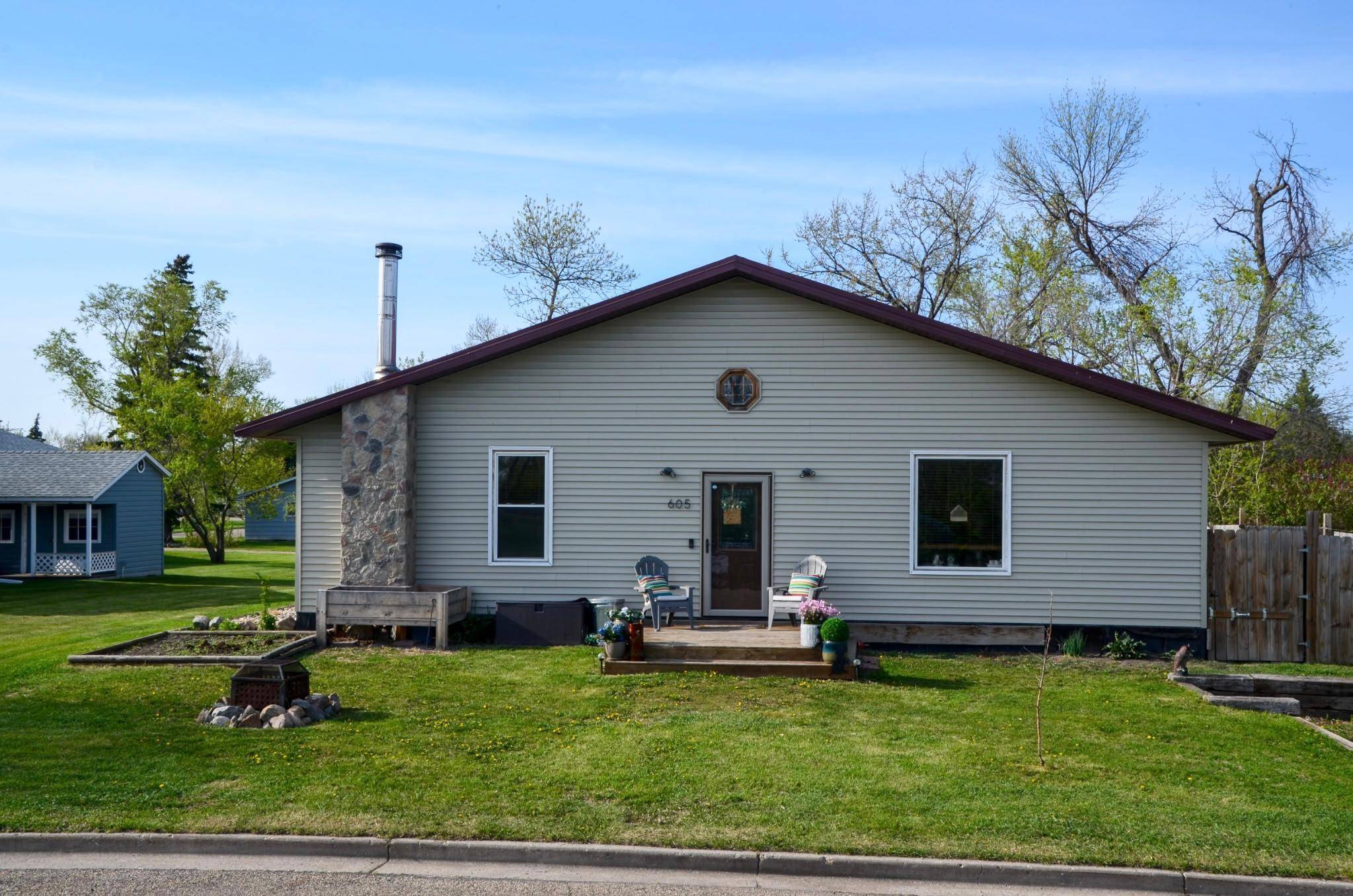 605 Ingalls AVE, Hope, ND 58046