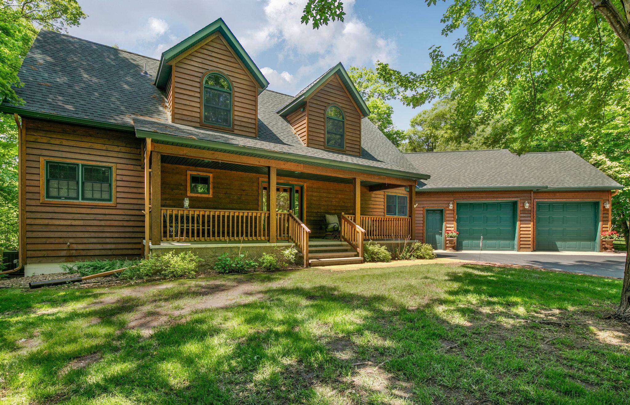 38151 Wilderness CT, Sartell, MN 56377
