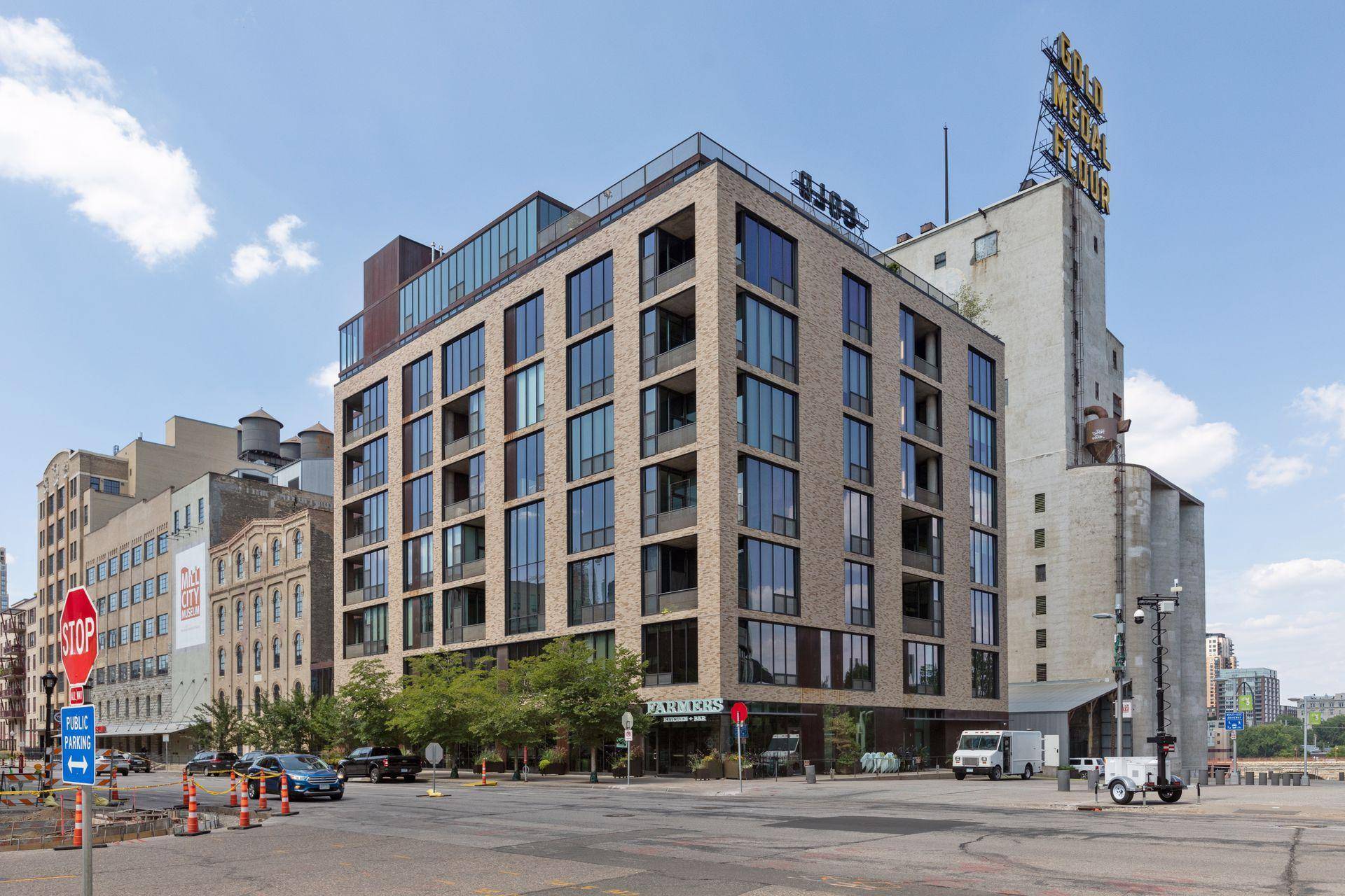 750 S 2nd ST #801, Minneapolis, MN 55401