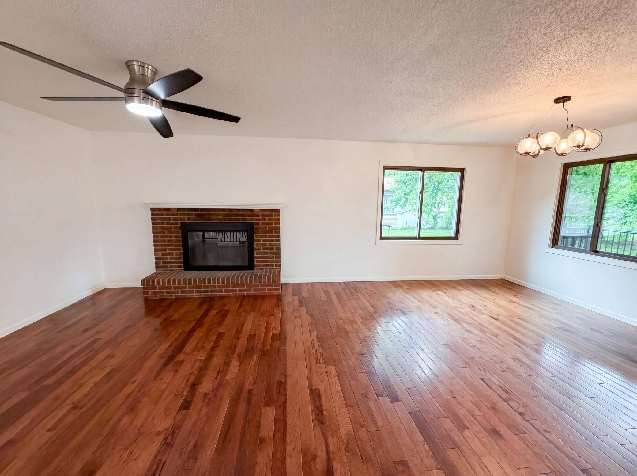 11878 100th PL N, Maple Grove, MN 55369